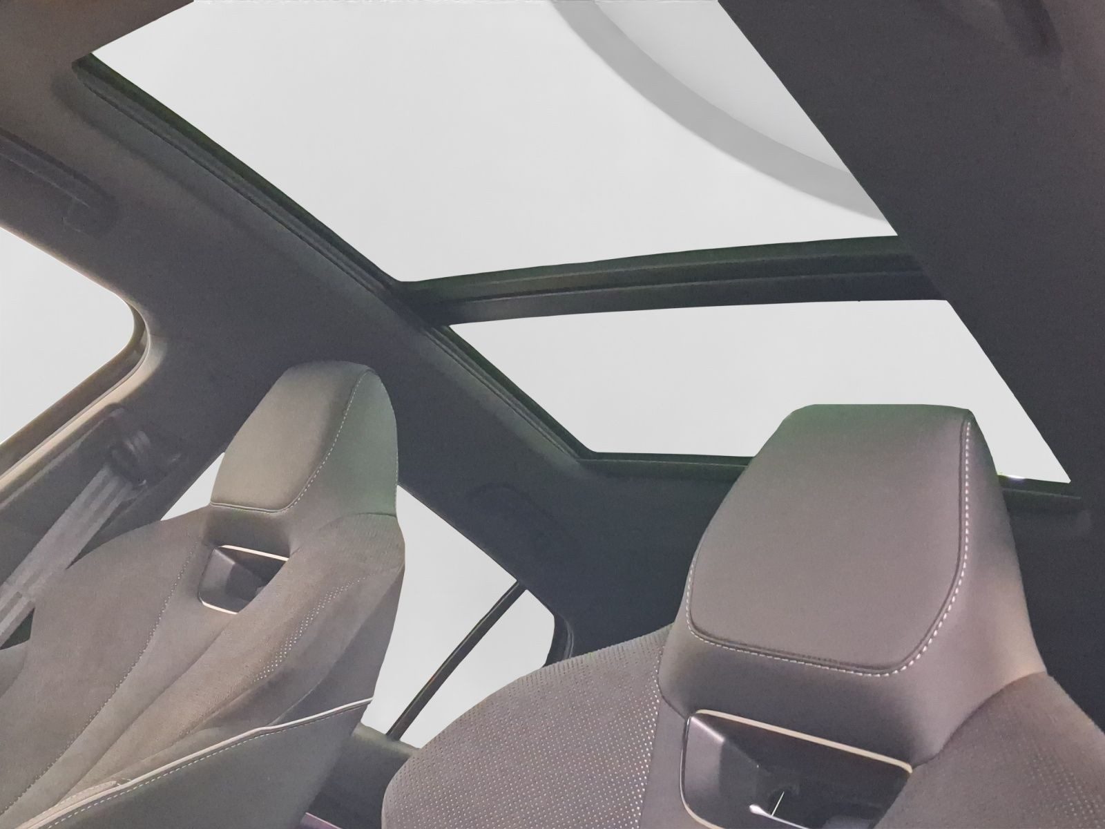 Skoda Enyaq – Foto 18