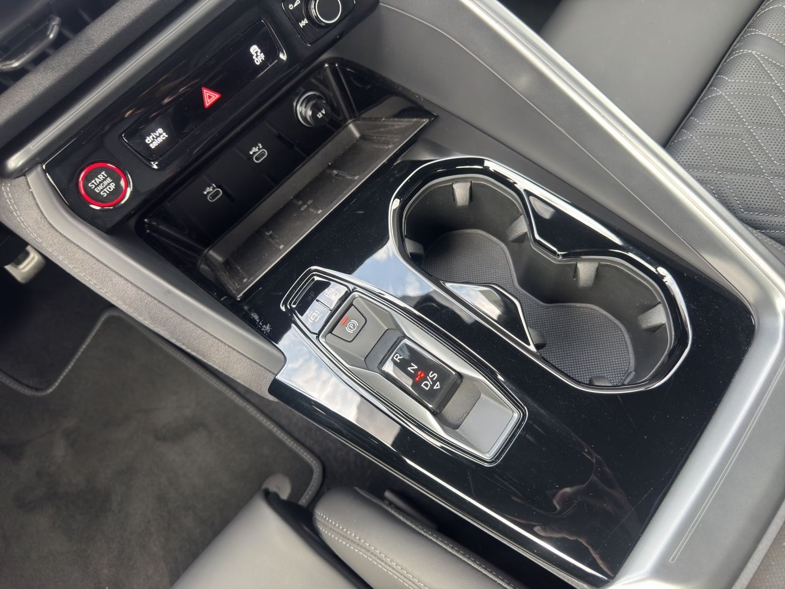 Audi SQ5 – Foto 11