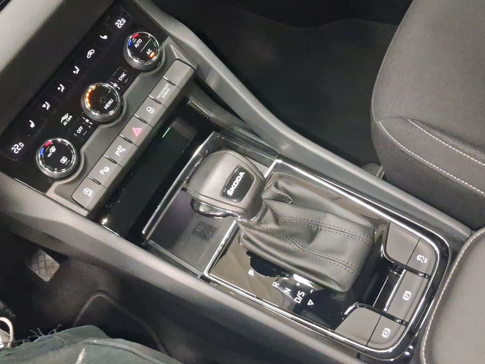 Skoda Karoq – Foto 11
