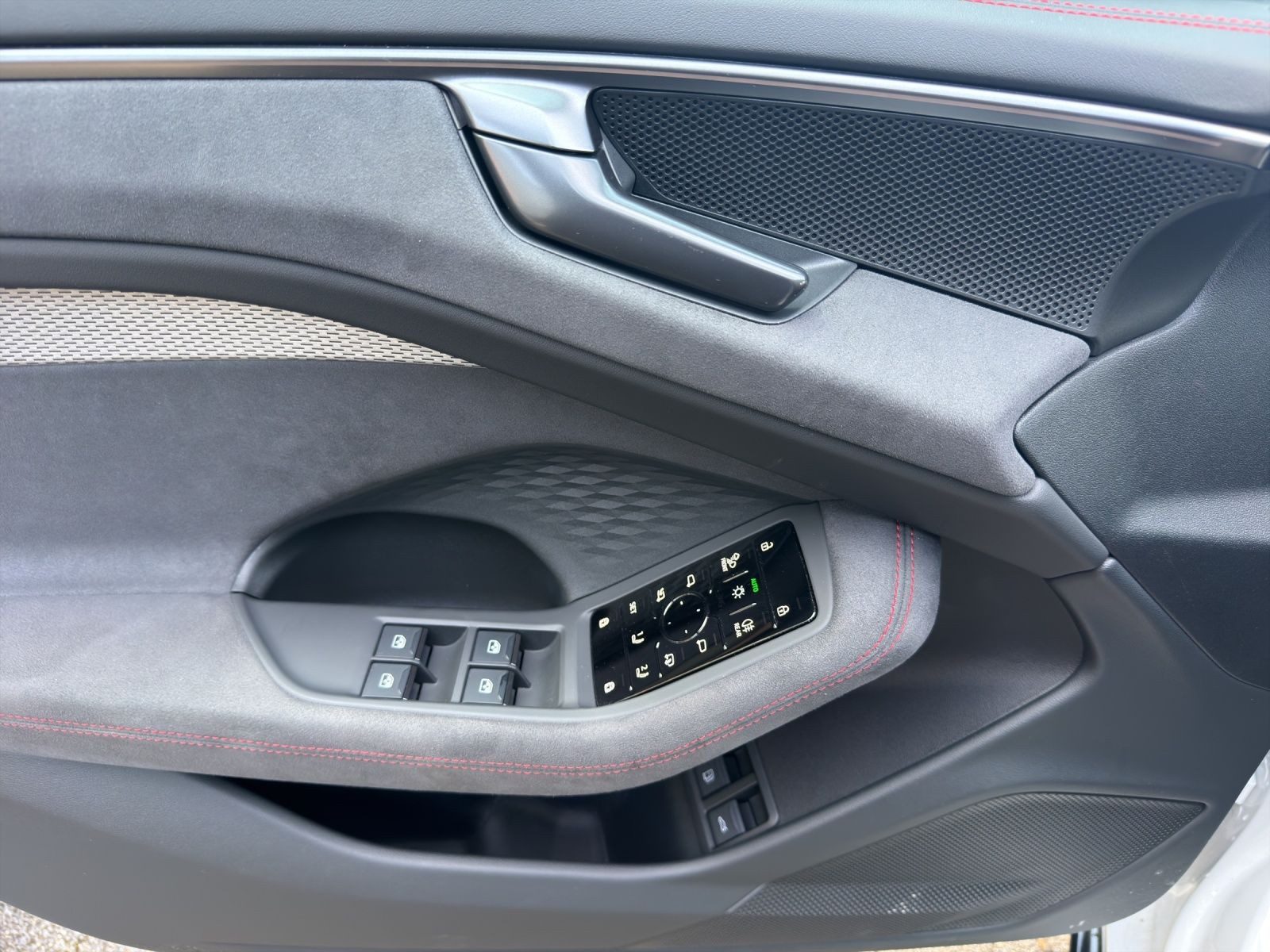 Audi A6 Avant – Foto 8