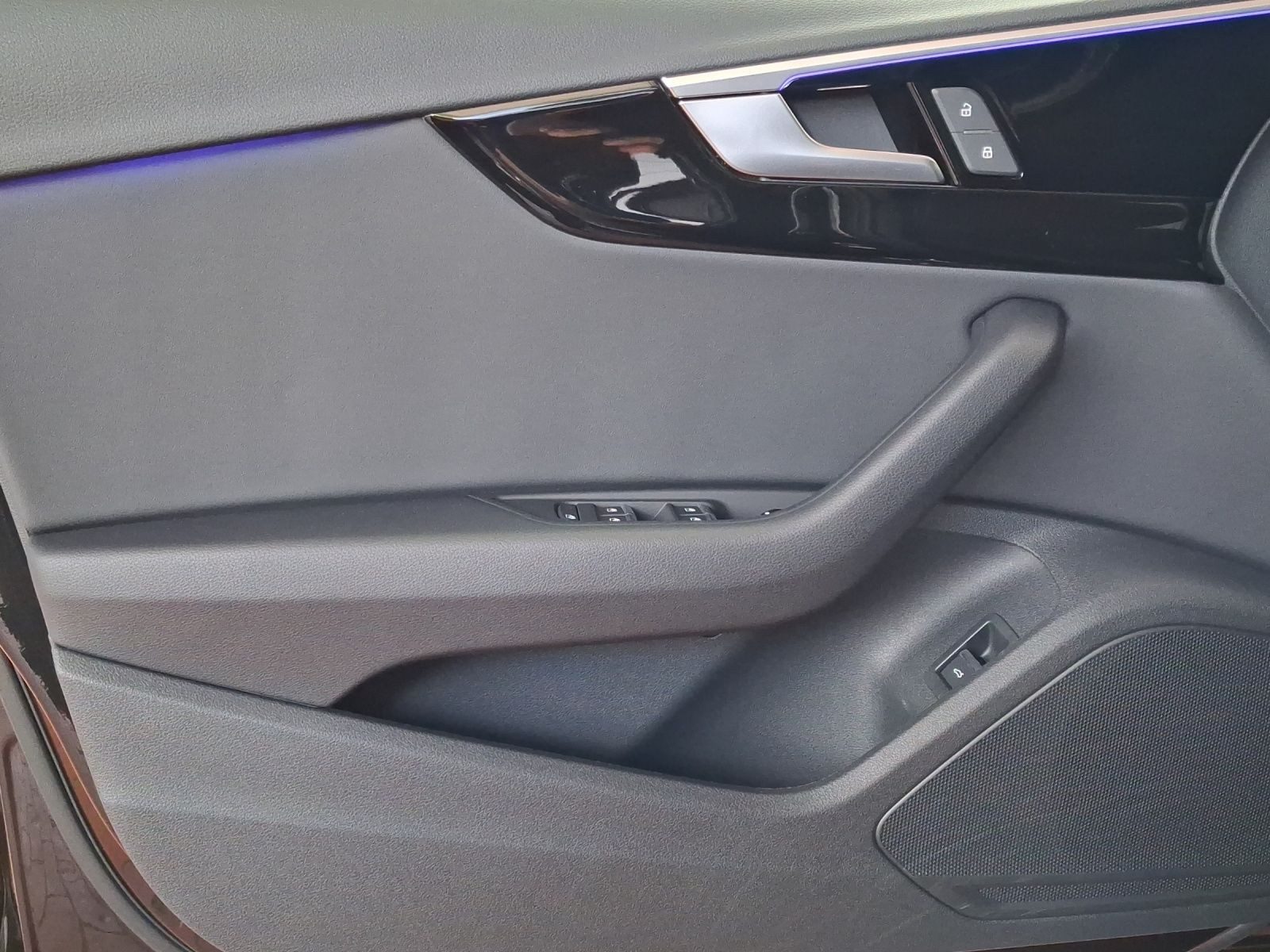 Audi A4 Avant – Foto 8