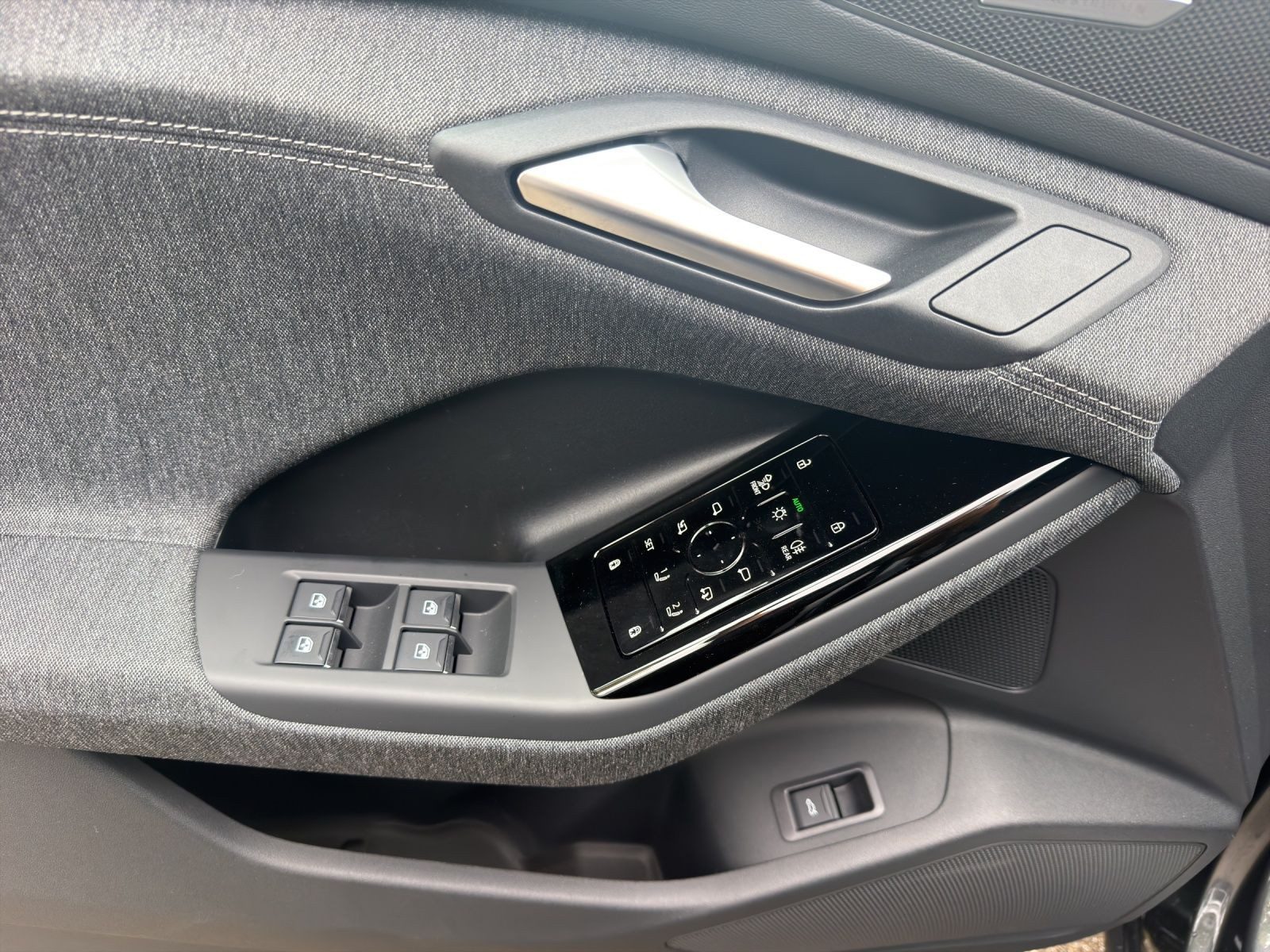 Audi Q6 e-tron – Bild 8