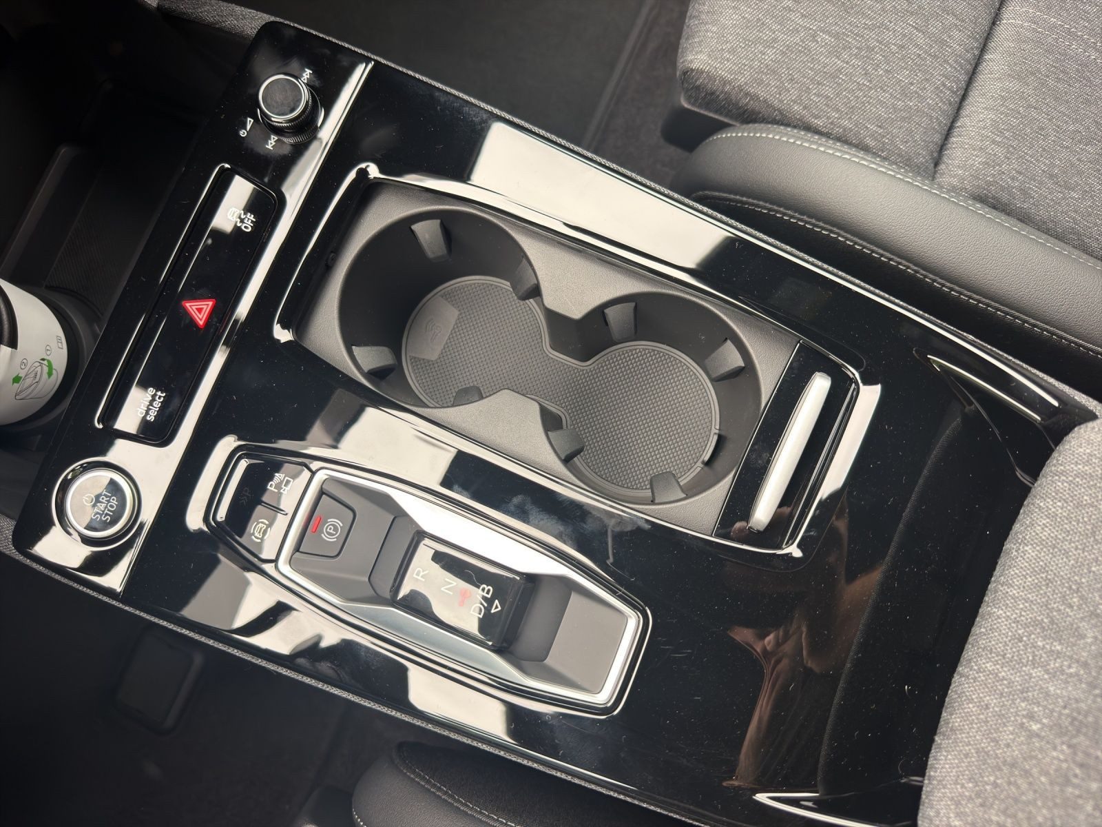 Audi Q6 e-tron – Bild 11
