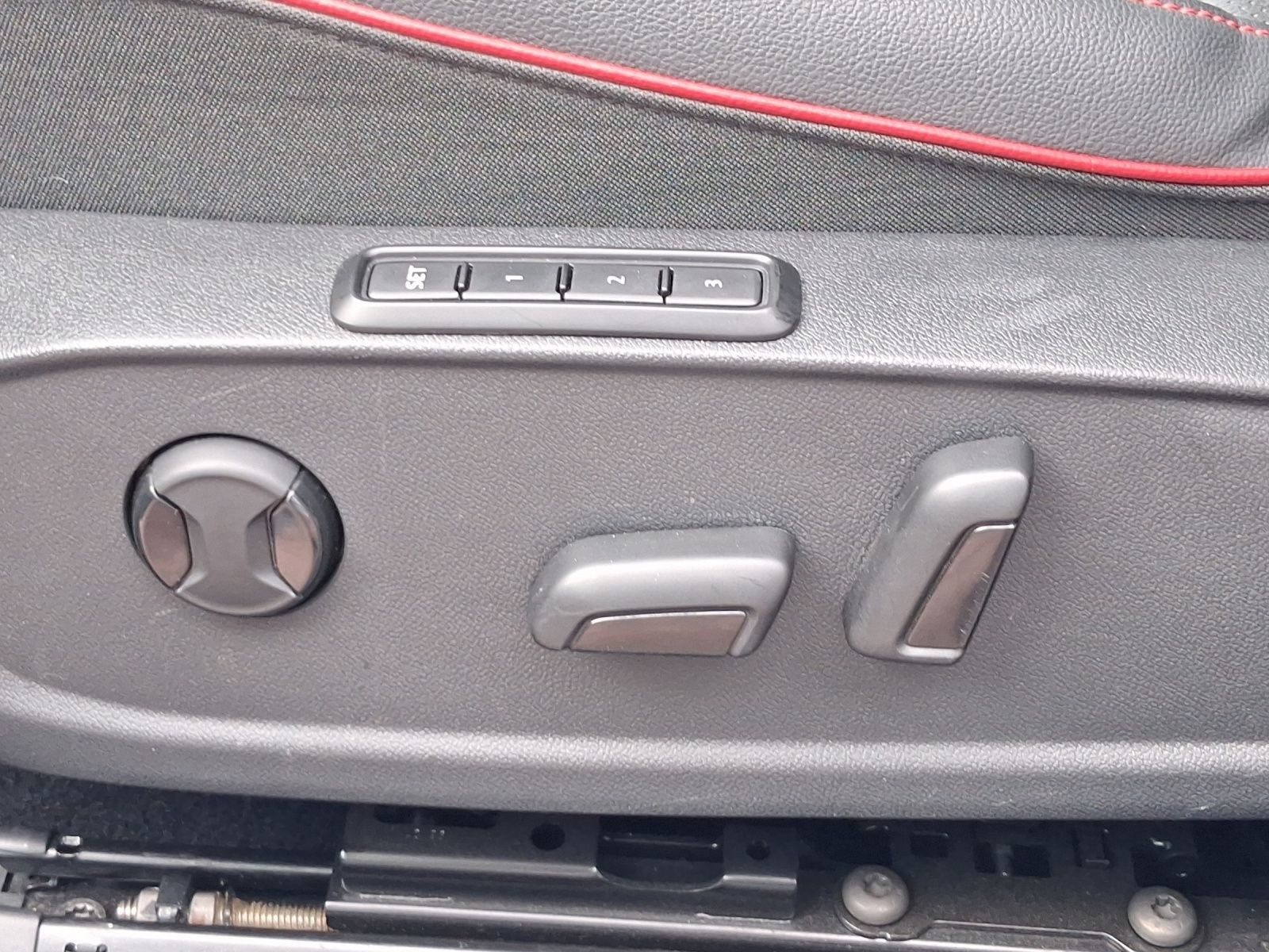 Volkswagen Golf GTI – Bild 19
