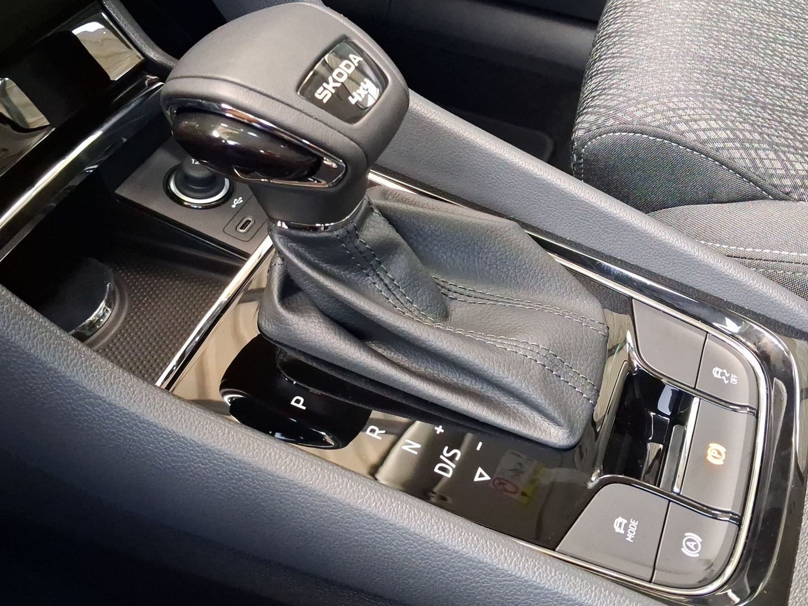 Skoda Karoq – Bild 11