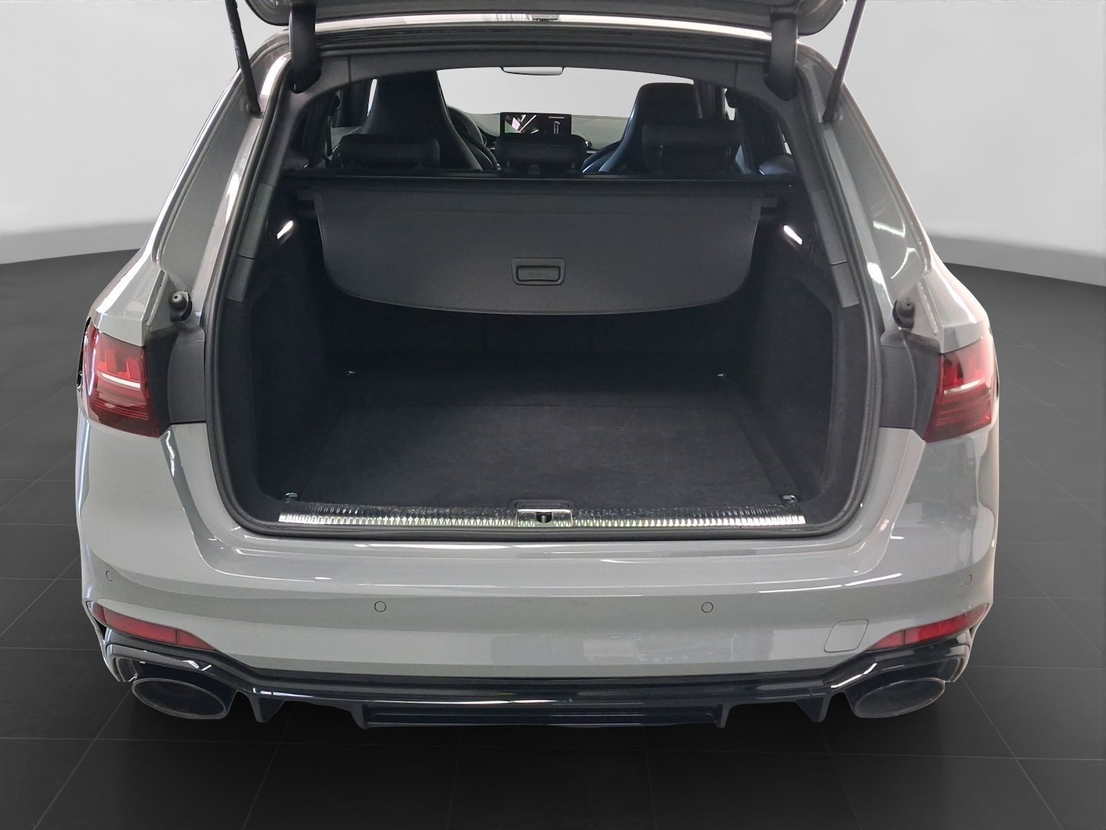 Audi RS 4 – Foto 16