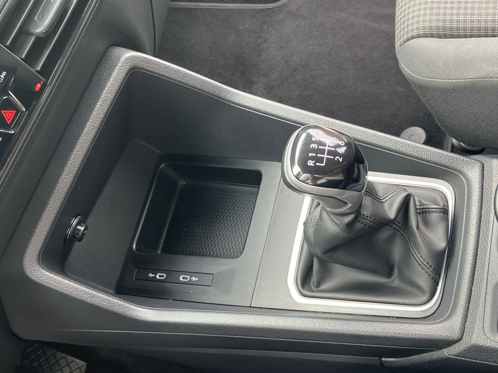 Volkswagen Caddy California – Bild 11