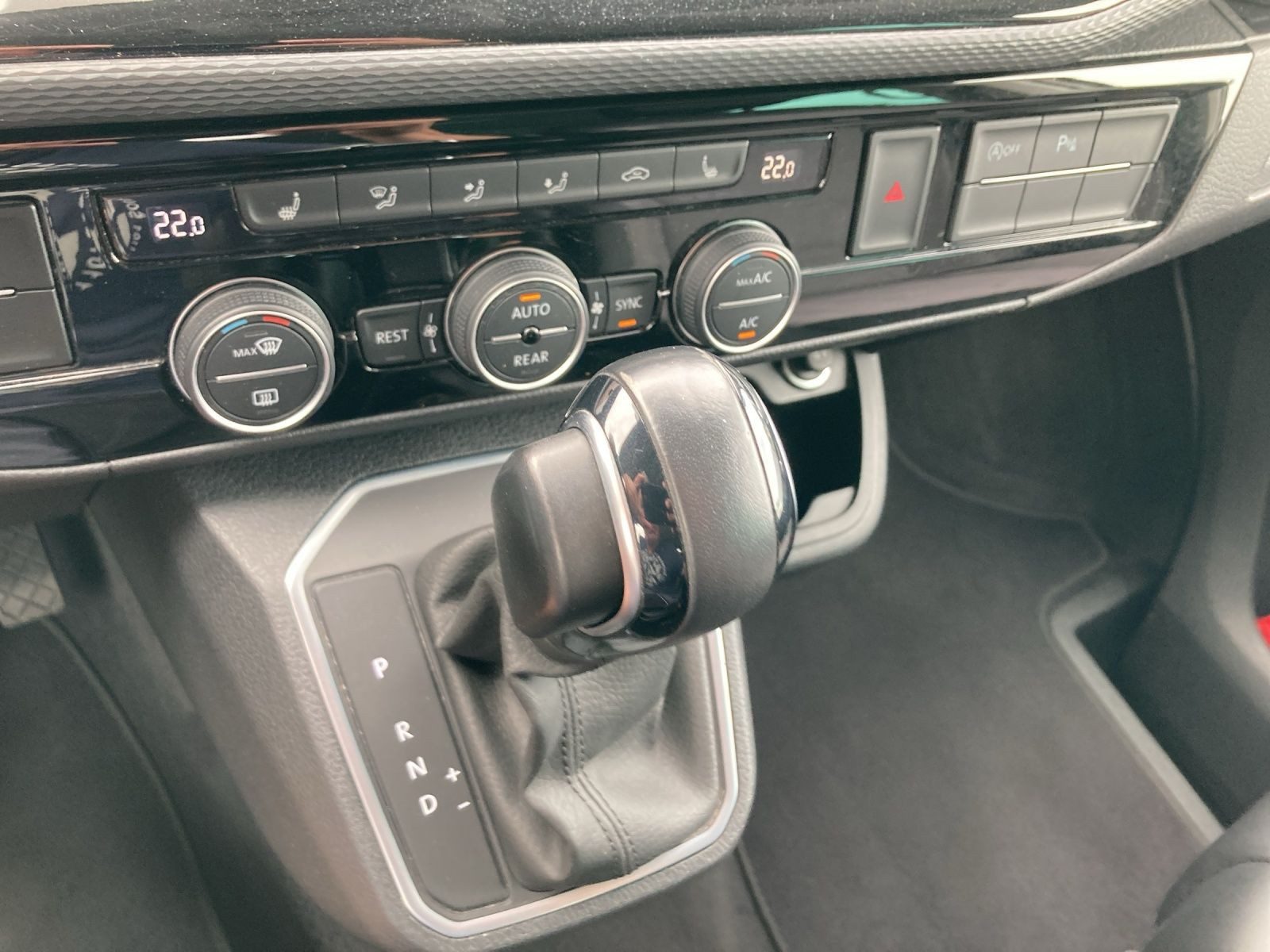 Volkswagen T6.1 Multivan – Foto 11