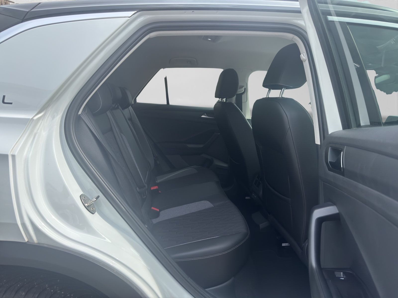 Volkswagen T-Roc – Foto 6