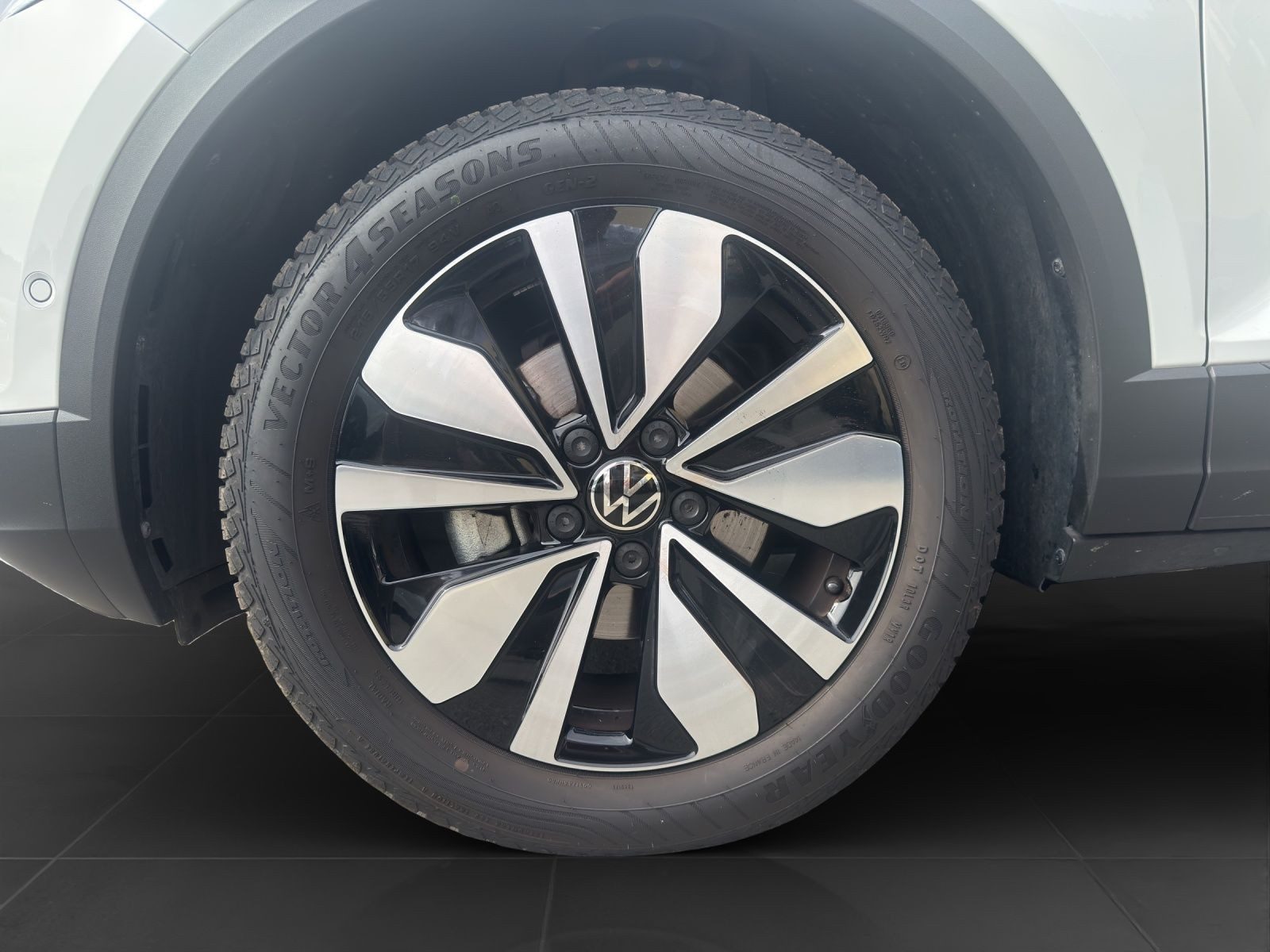Volkswagen T-Roc – Foto 7