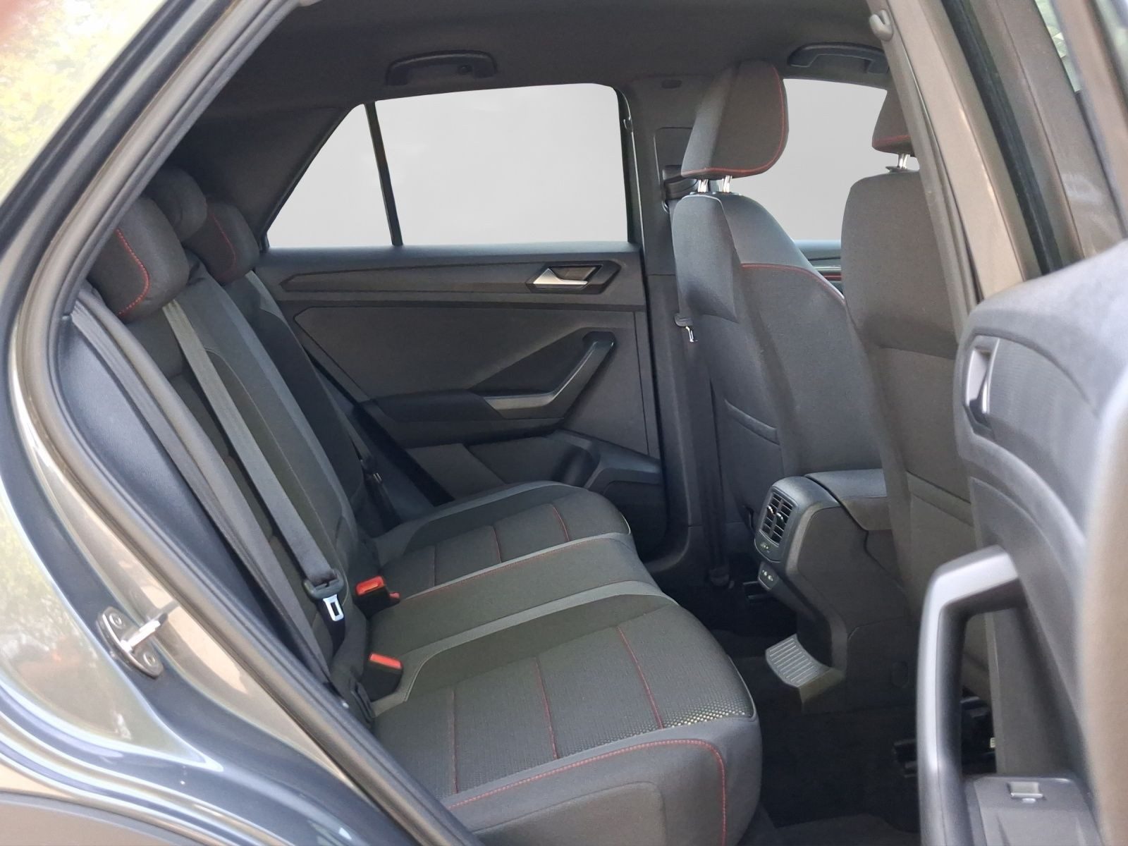 Volkswagen T-Roc – Foto 6