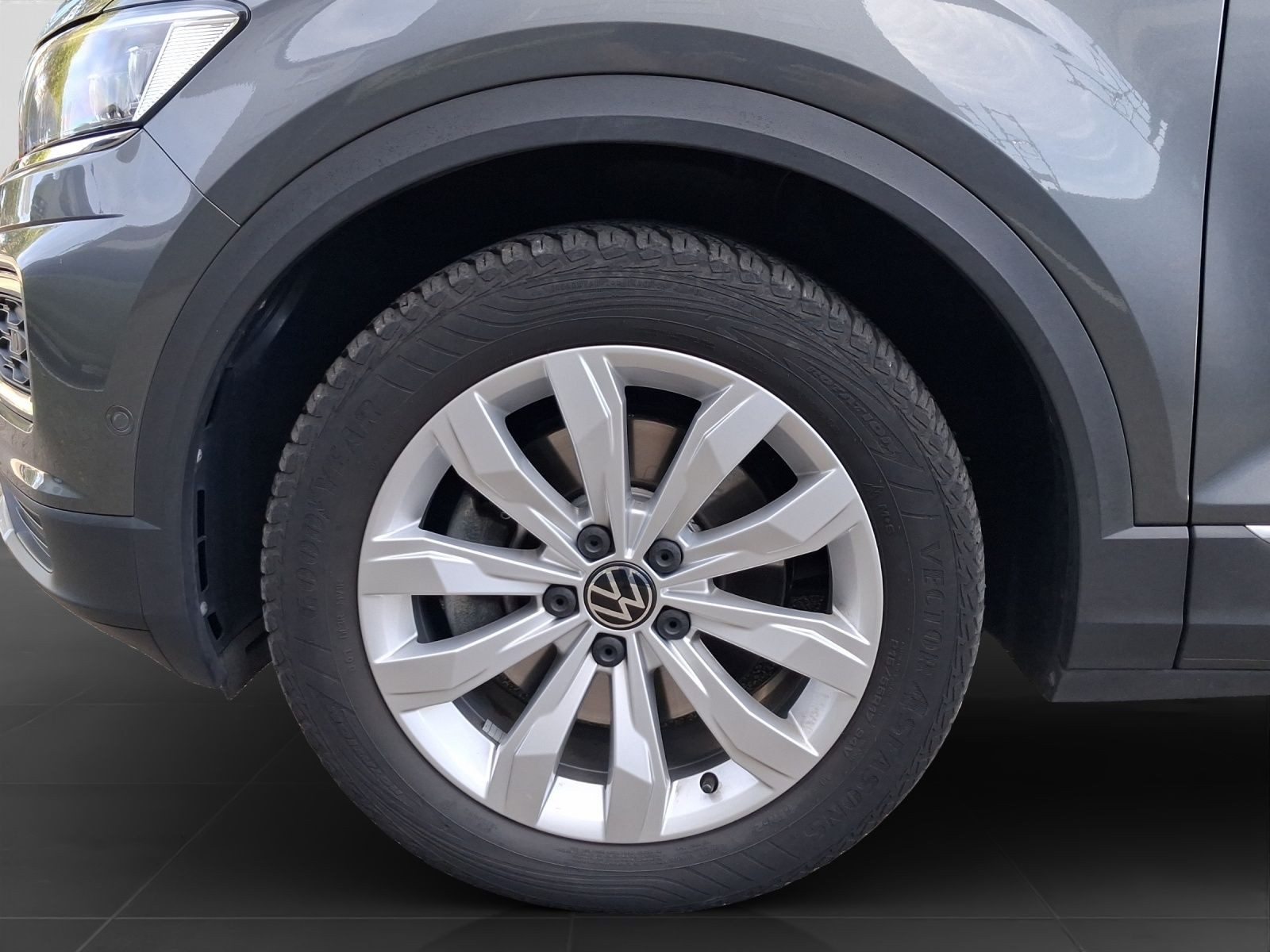 Volkswagen T-Roc – Foto 7