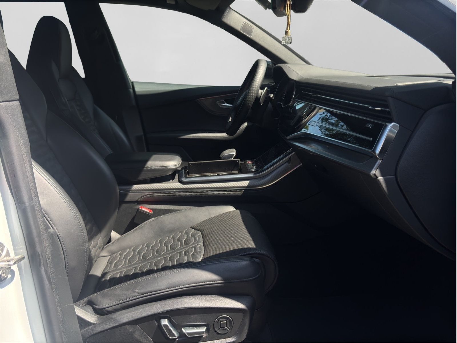 Audi RS Q8 – Foto 4