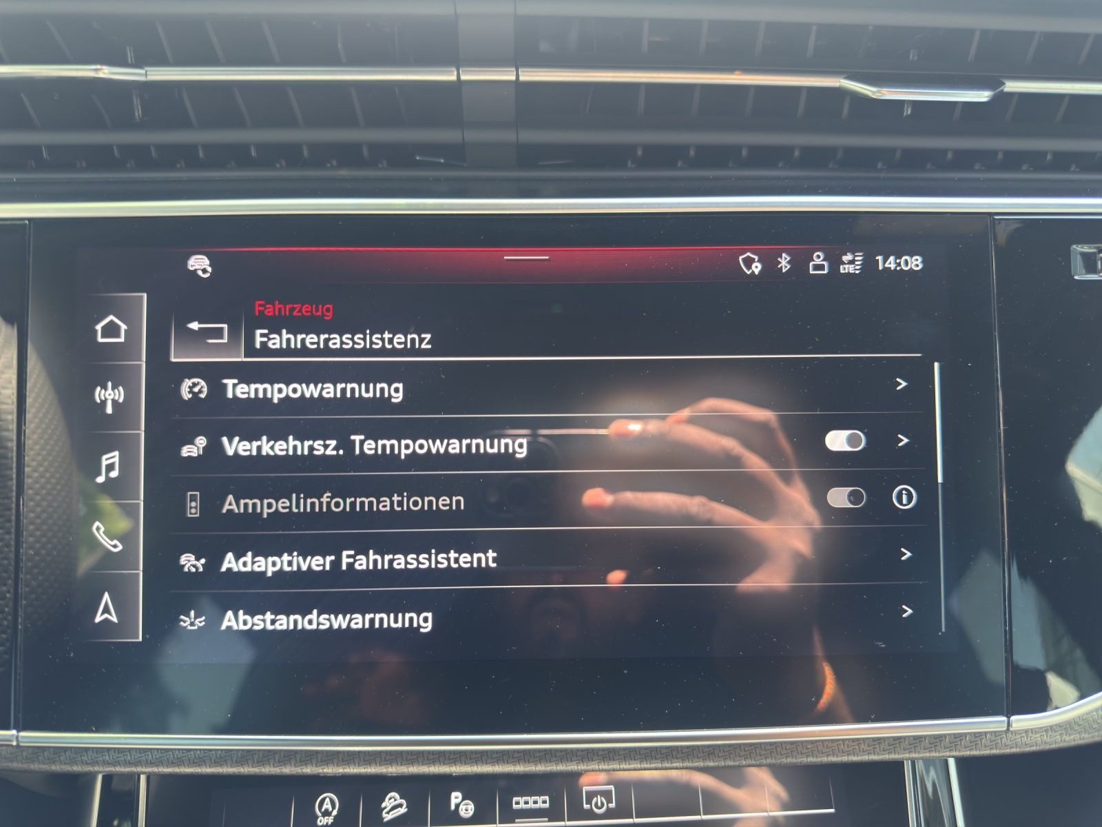 Audi RS Q8 – Foto 14