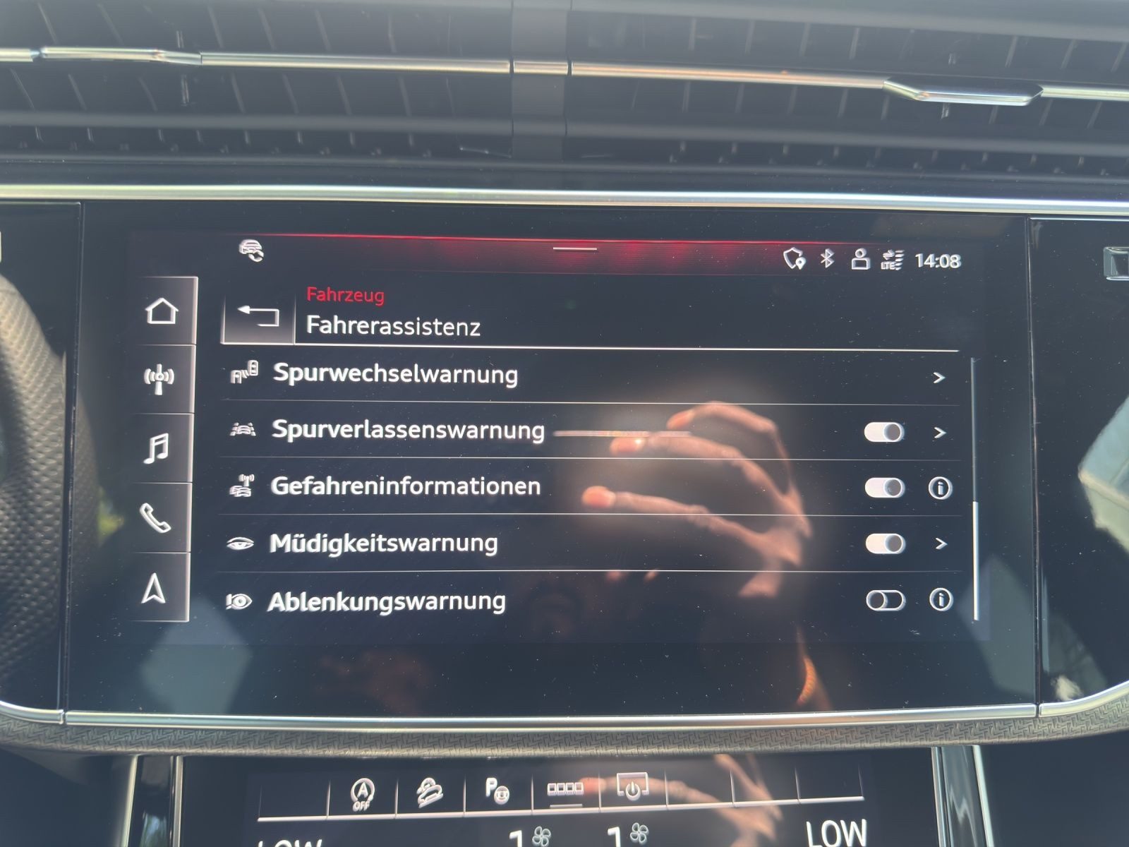 Audi RS Q8 – Foto 15