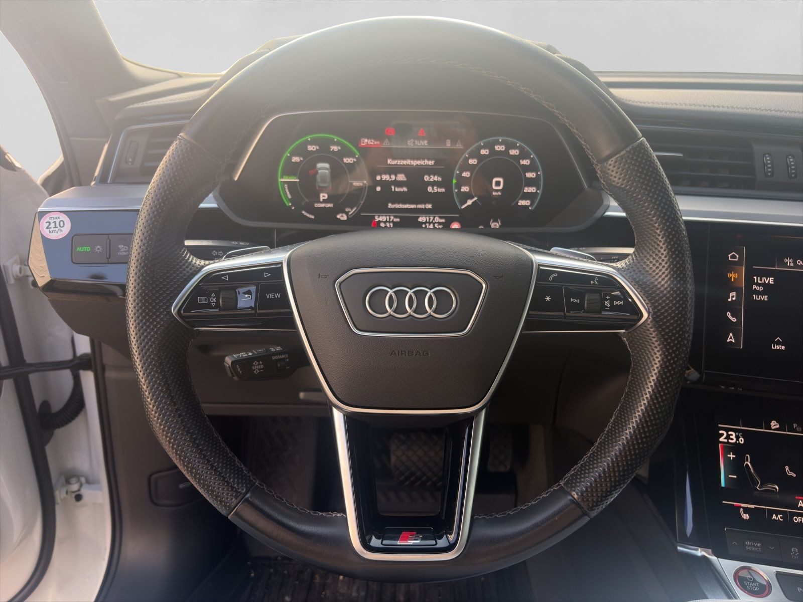 Audi e-tron S – Foto 9