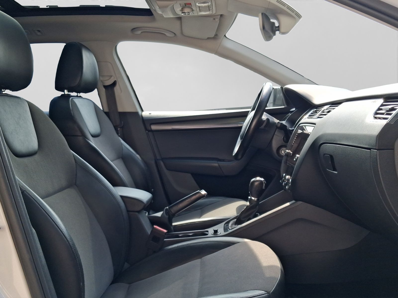 Skoda Octavia – Foto 4