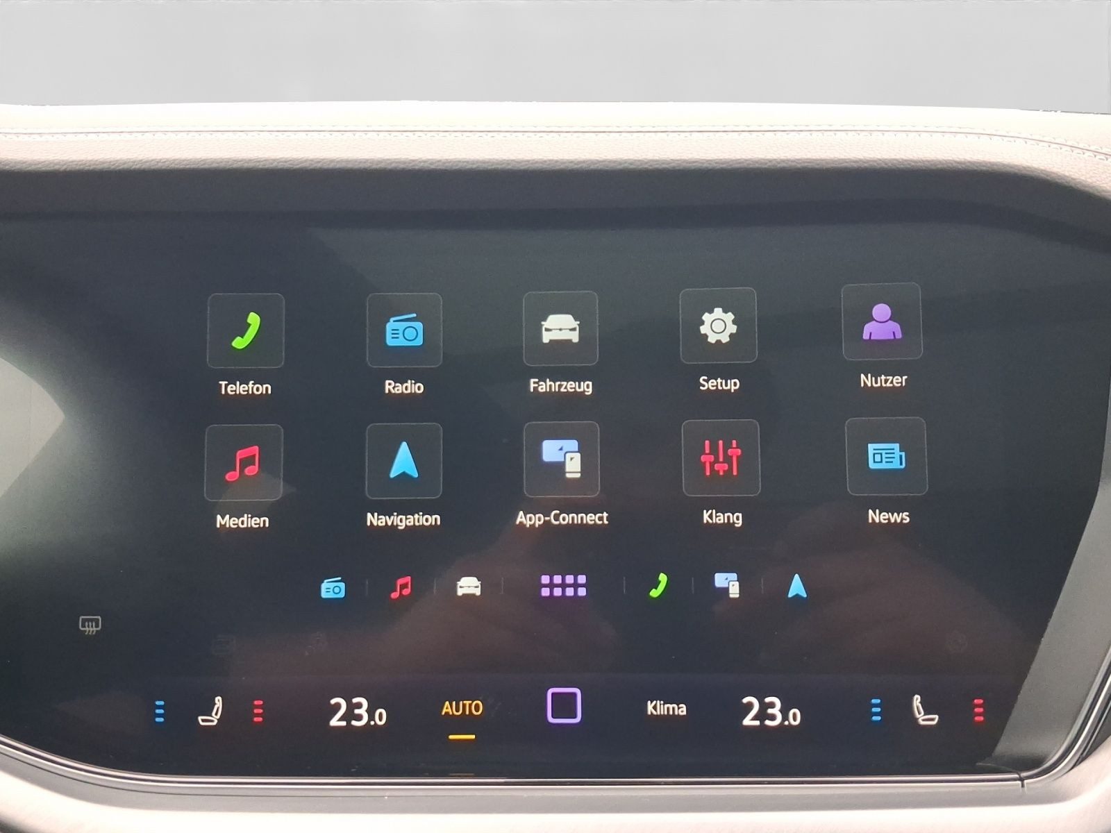 Volkswagen Touareg – Bild 15