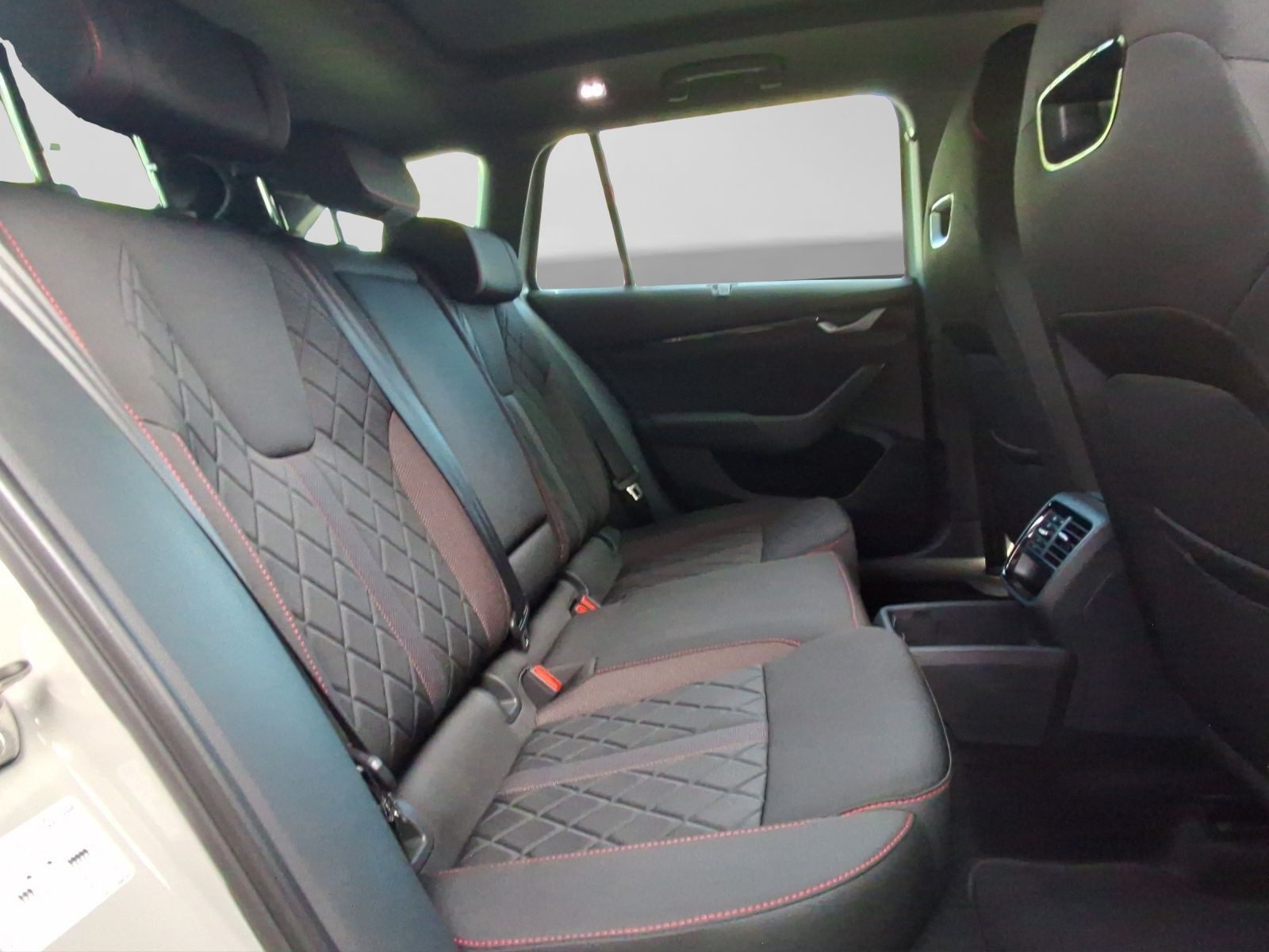 Skoda Octavia – Bild 6