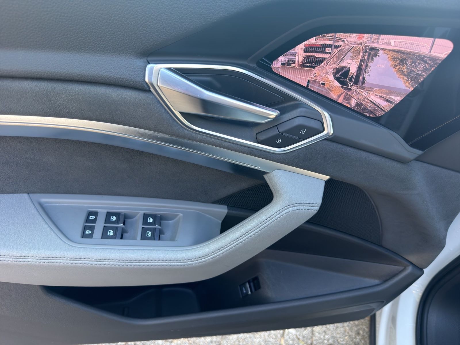 Audi e-tron Sportback – Foto 8