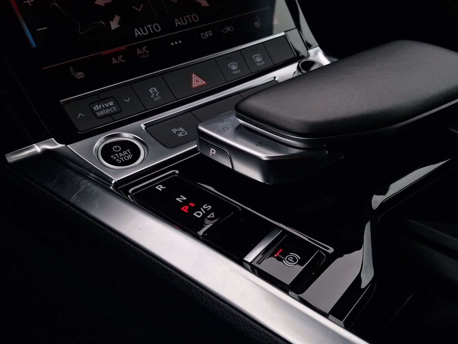 Audi Q8 Sportback e-tron – Bild 11