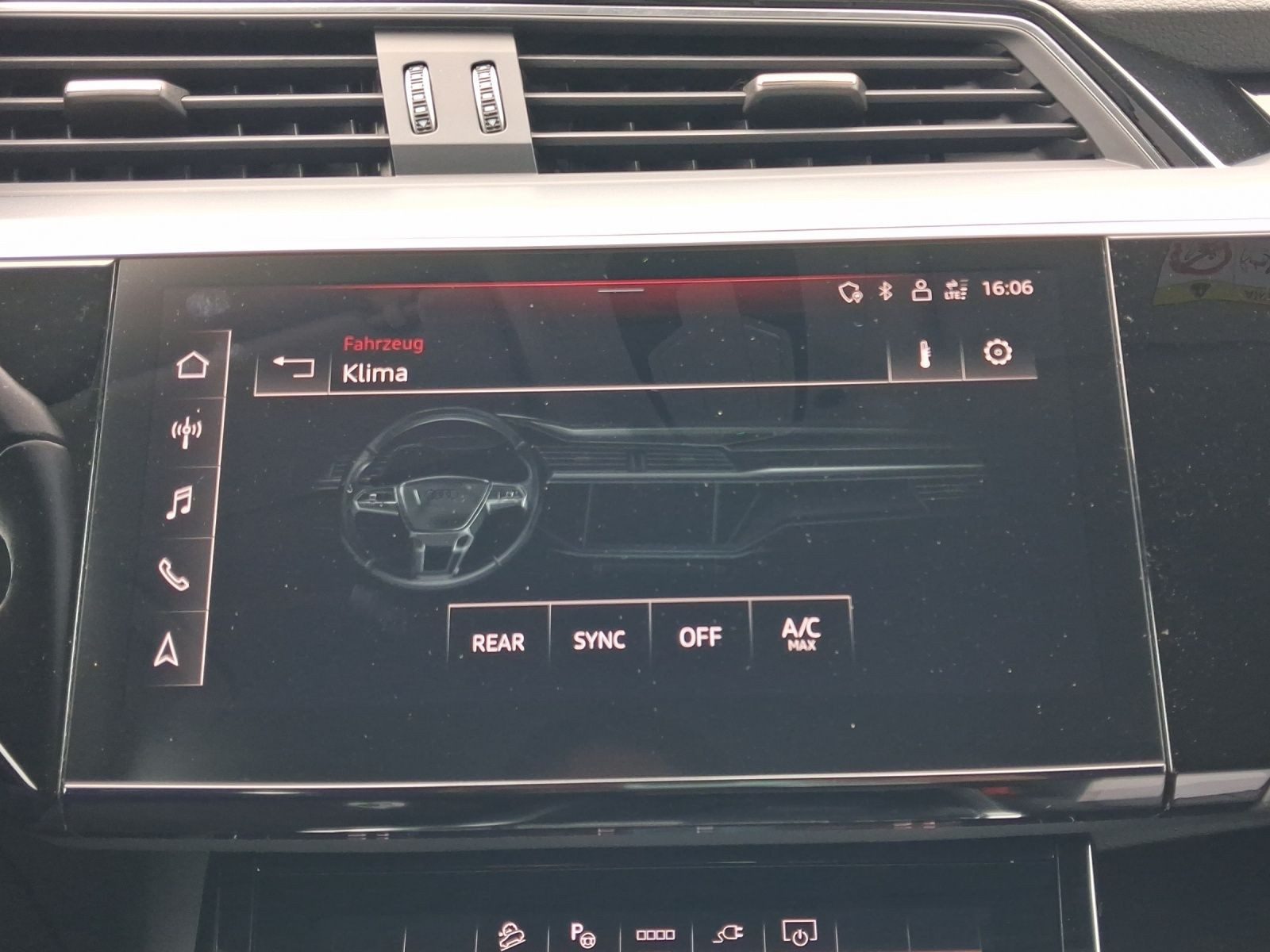 Audi Q8 Sportback e-tron – Bild 16