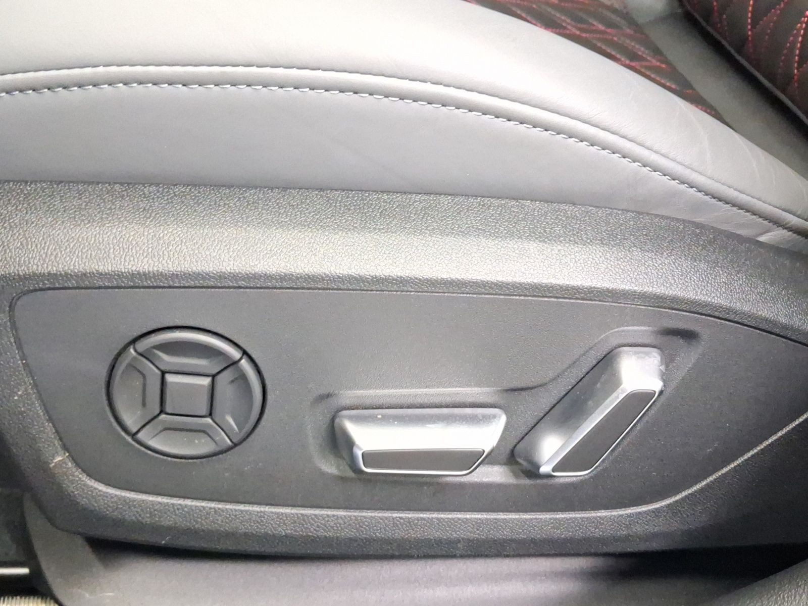 Audi S6 Avant – Bild 19