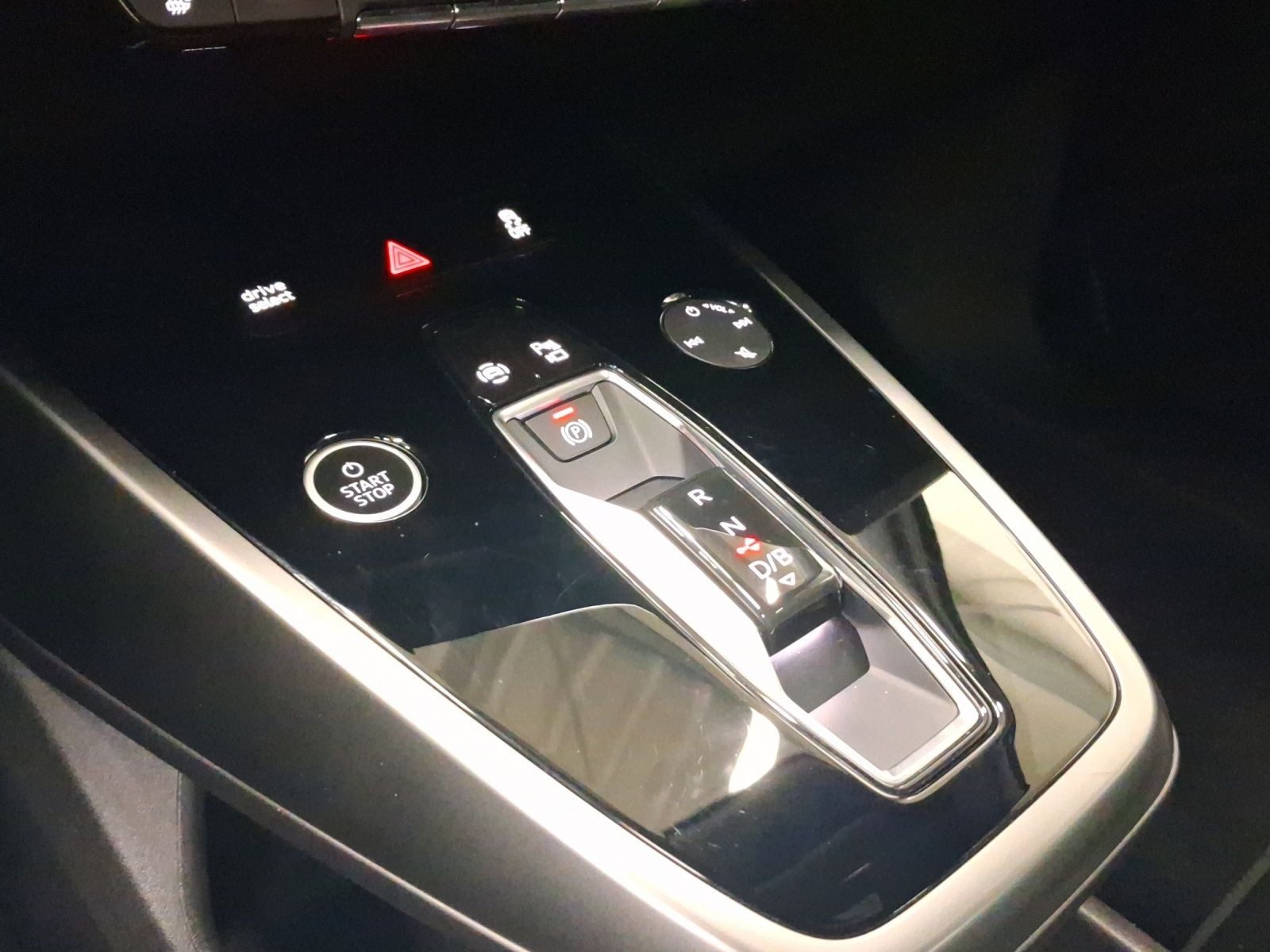 Audi Q4 e-tron – Foto 11