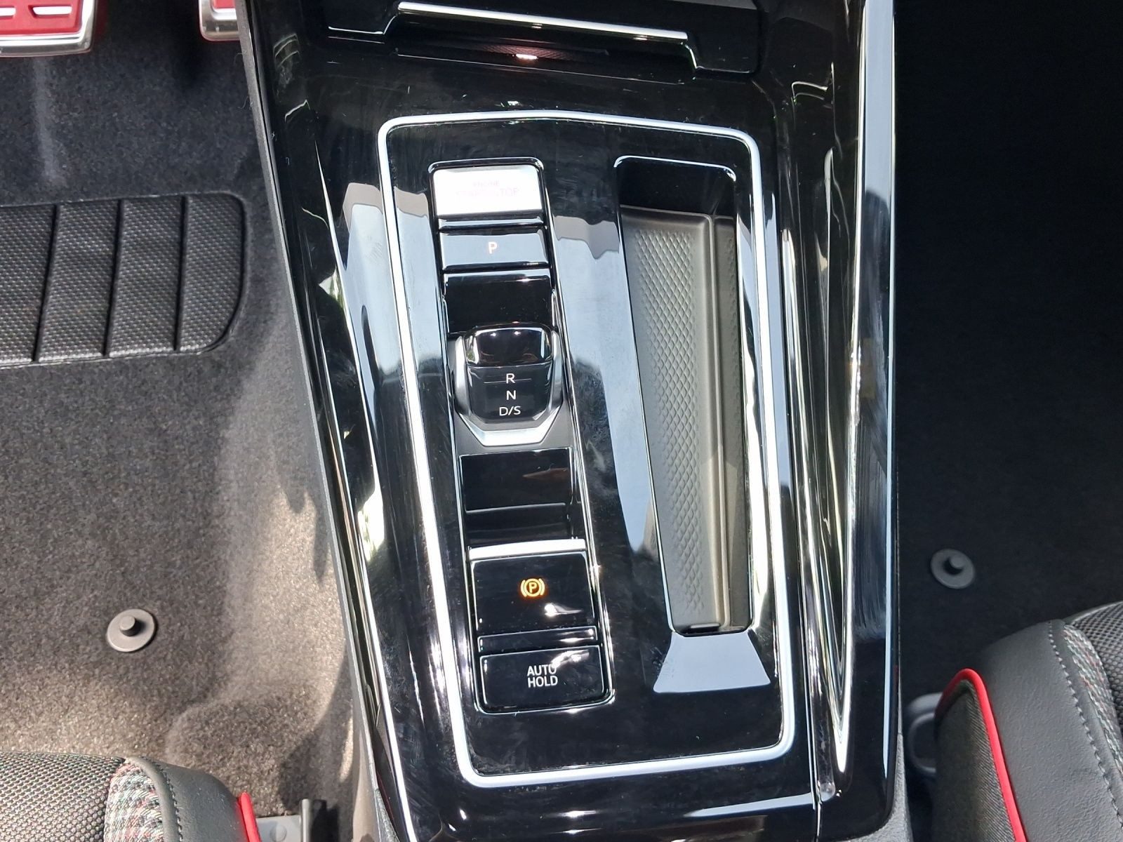 Volkswagen Golf GTI – Bild 11