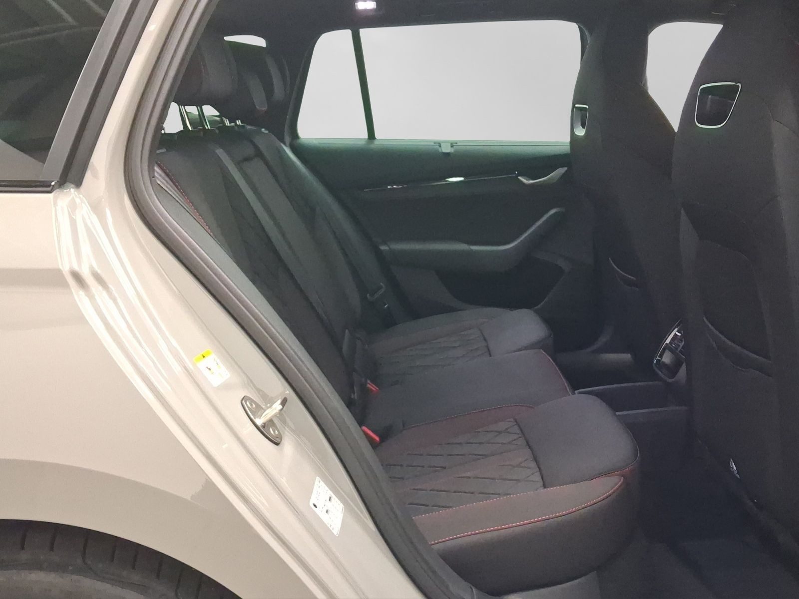 Skoda Octavia – Foto 6