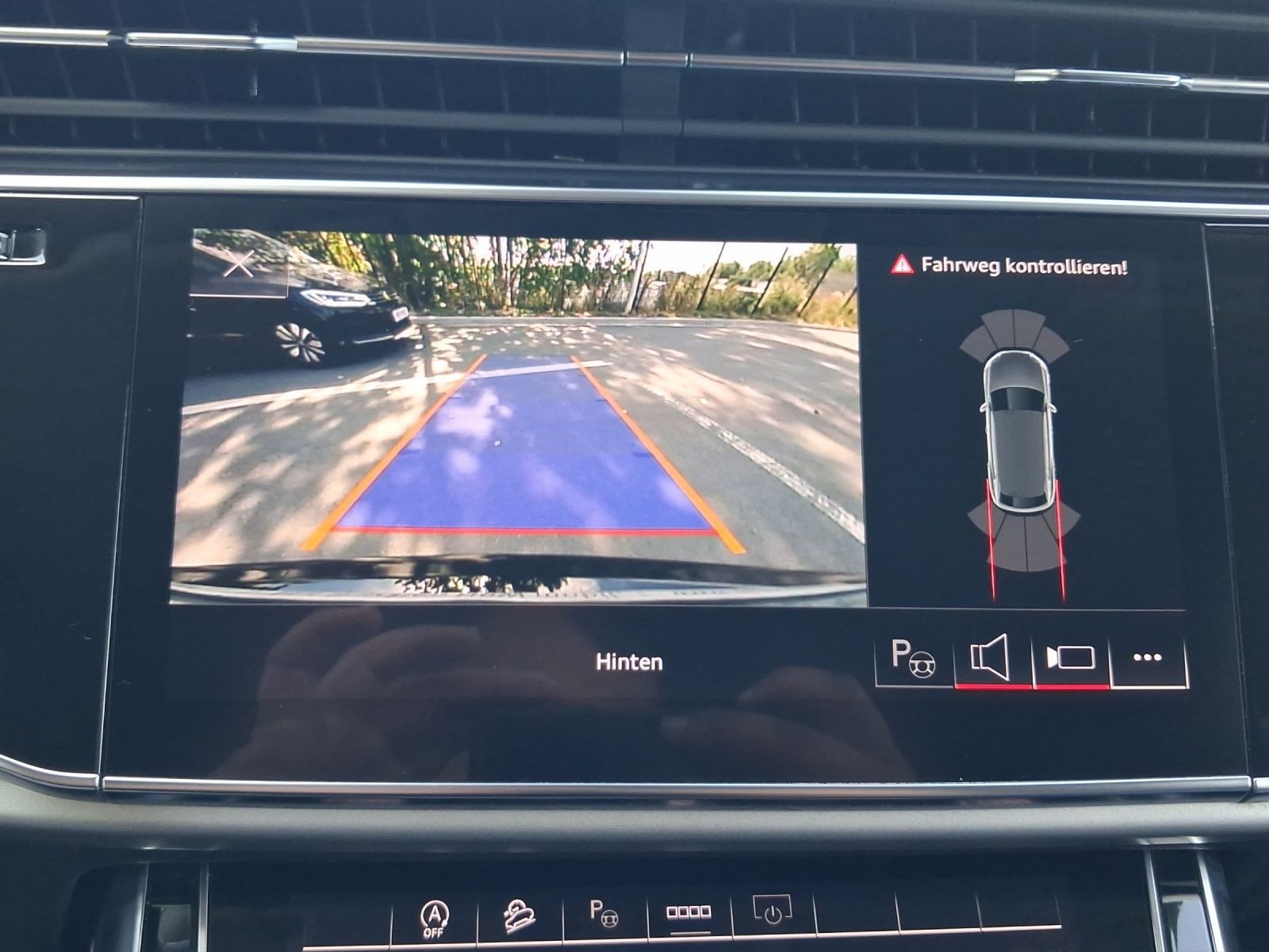 Audi Q8 – Bild 12