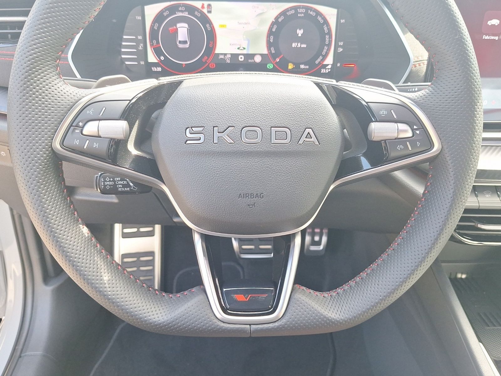 Skoda Octavia – Foto 9