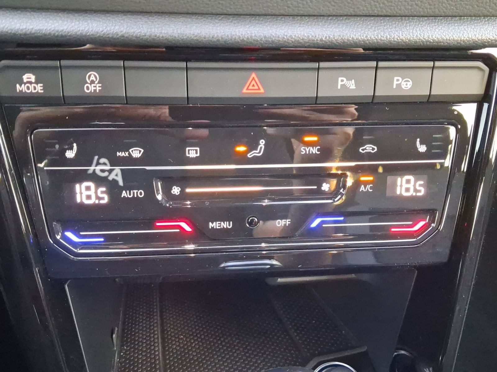 Volkswagen T-Roc – Foto 15