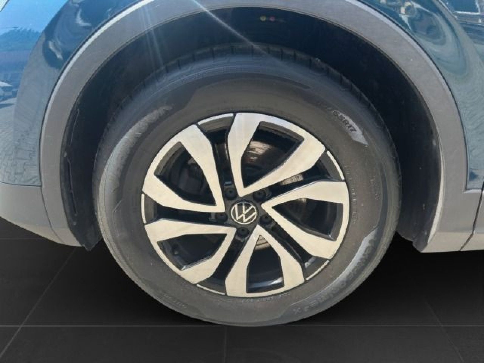 Volkswagen Tiguan – Bild 7