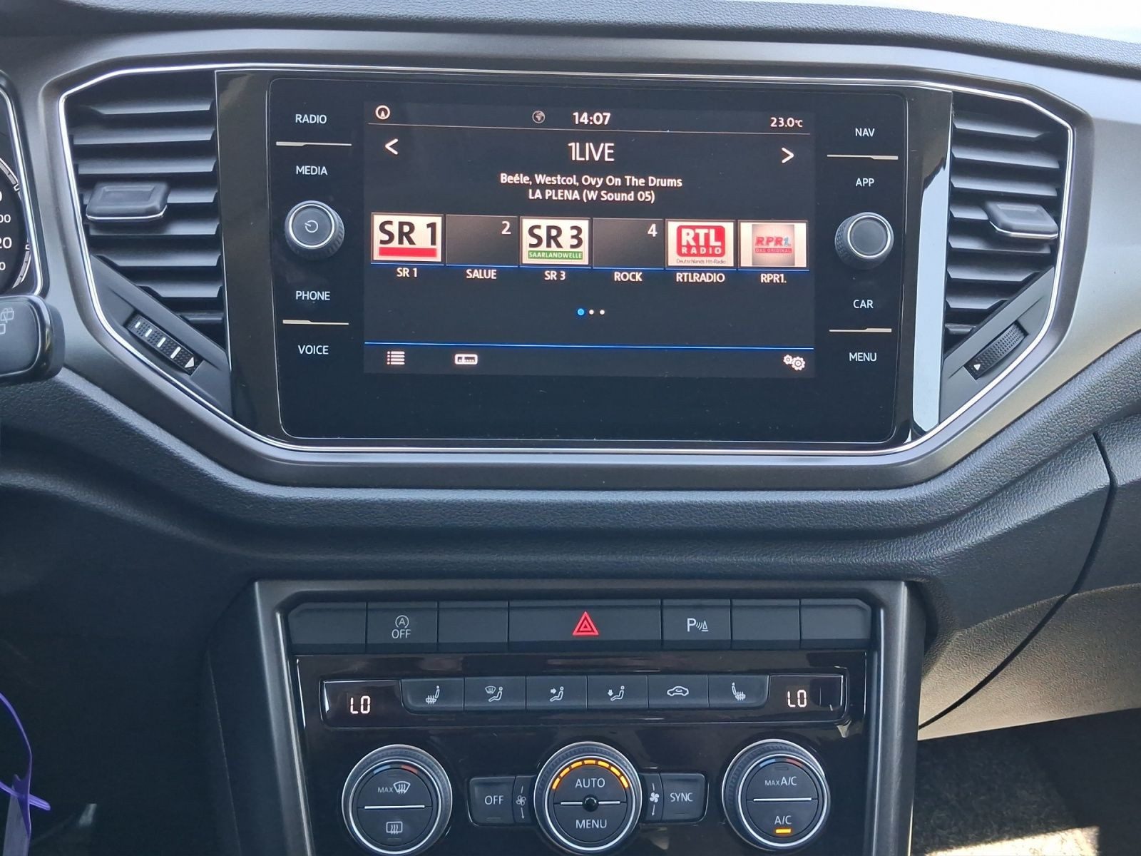 Volkswagen T-Roc – Foto 12