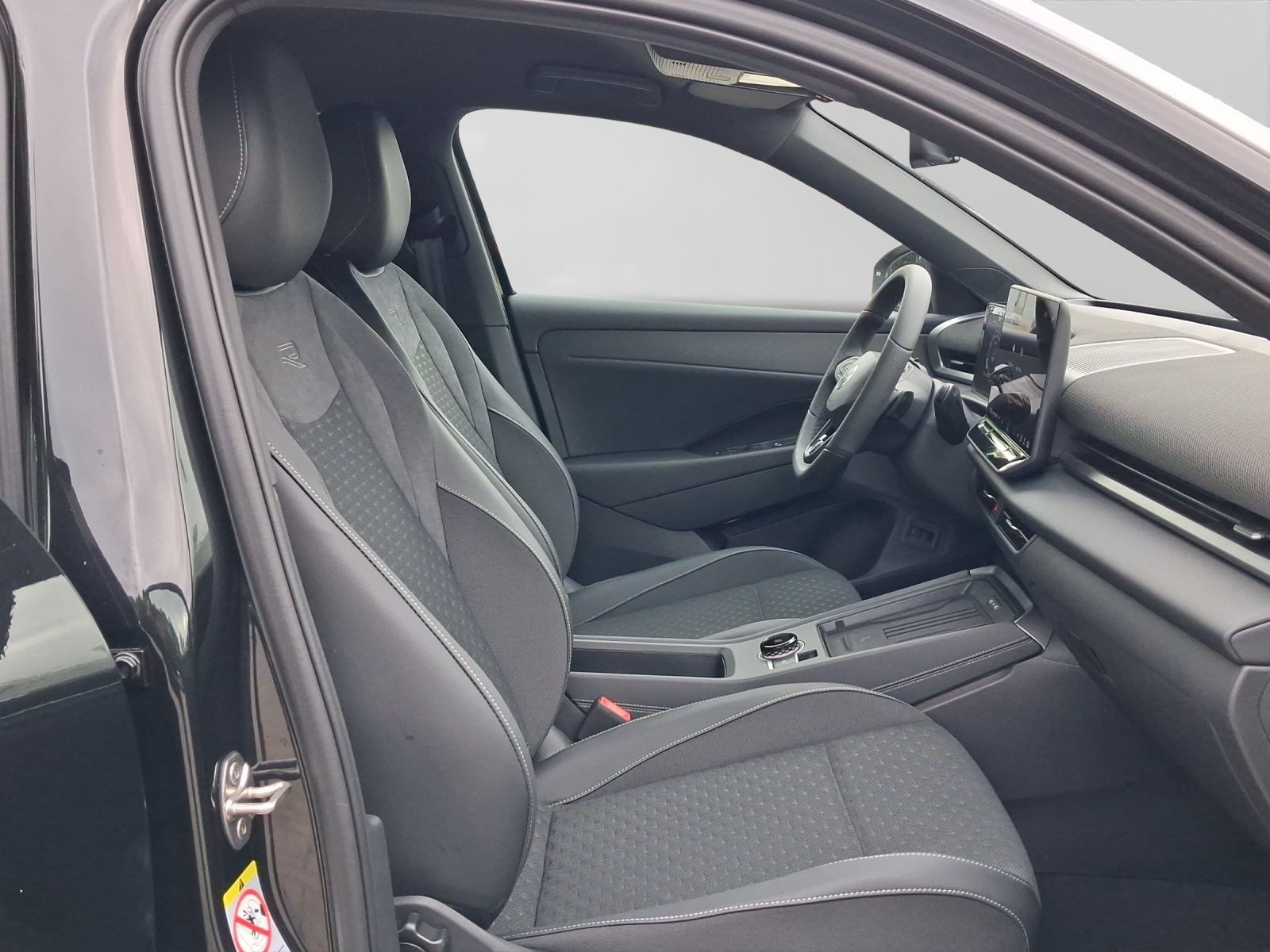 Volkswagen T-Roc – Foto 4