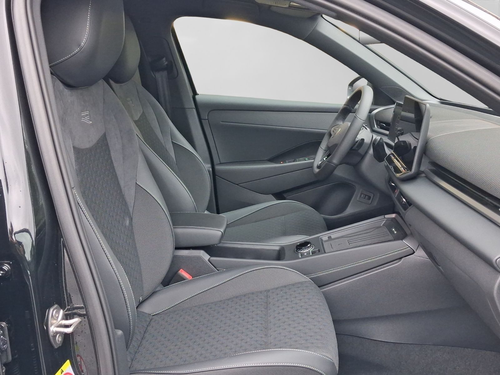Volkswagen T-Roc – Foto 4