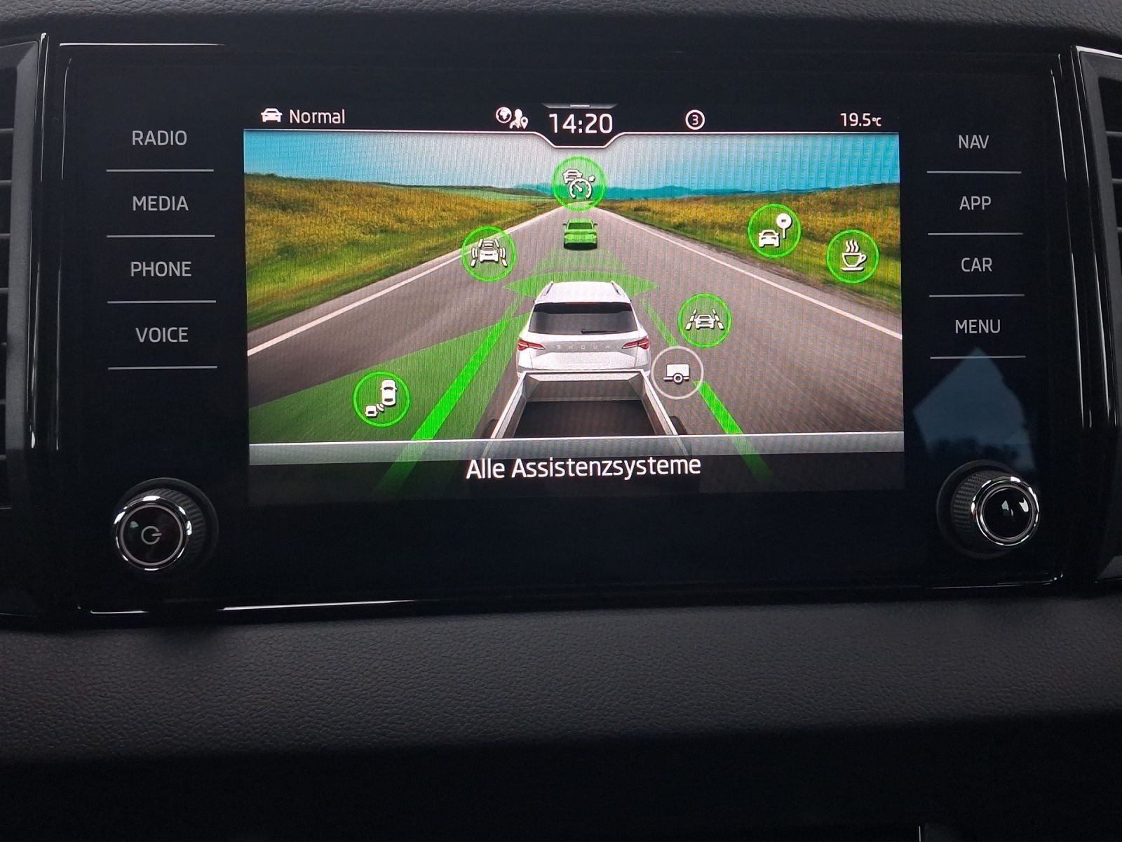 Skoda Karoq – Bild 14