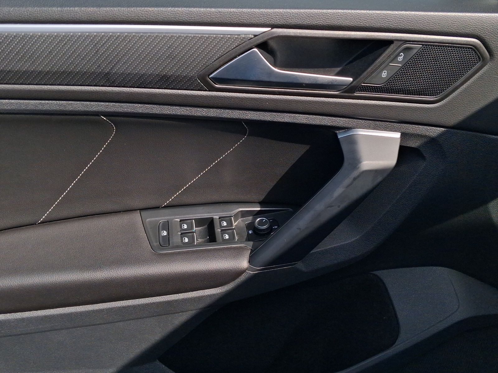 Volkswagen Tiguan – Bild 8