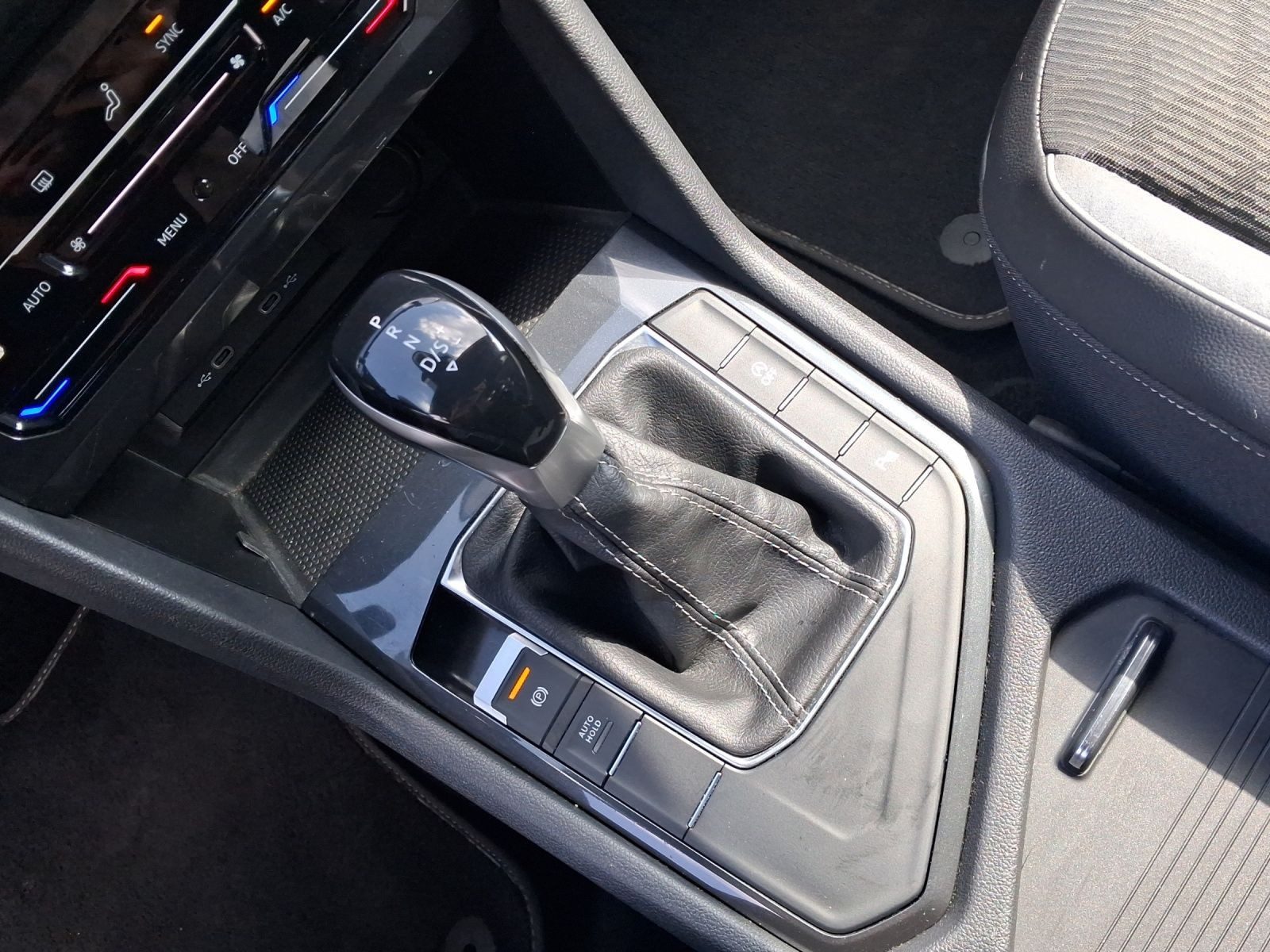 Volkswagen Tiguan – Bild 11