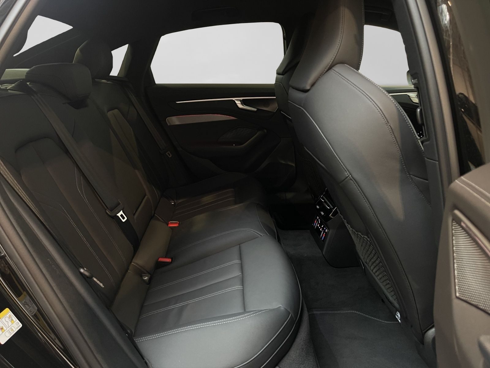 Audi A6 – Bild 6