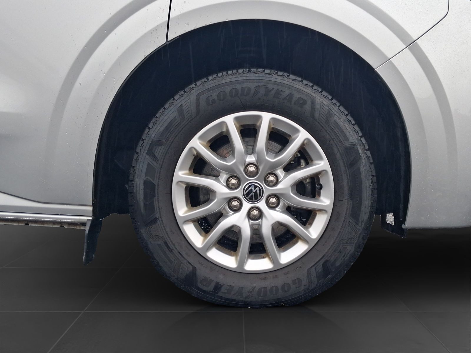 Volkswagen T7 Caravelle – Bild 9