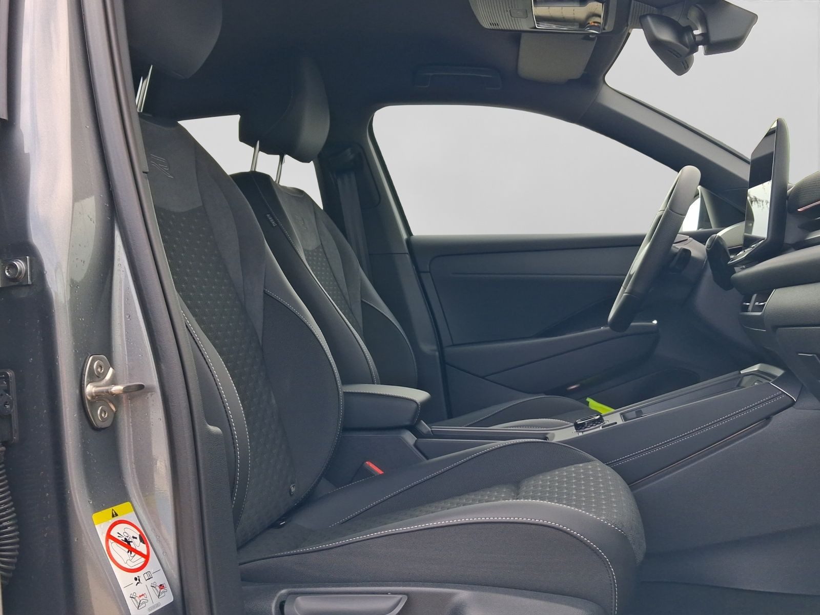 Volkswagen T-Roc – Foto 4
