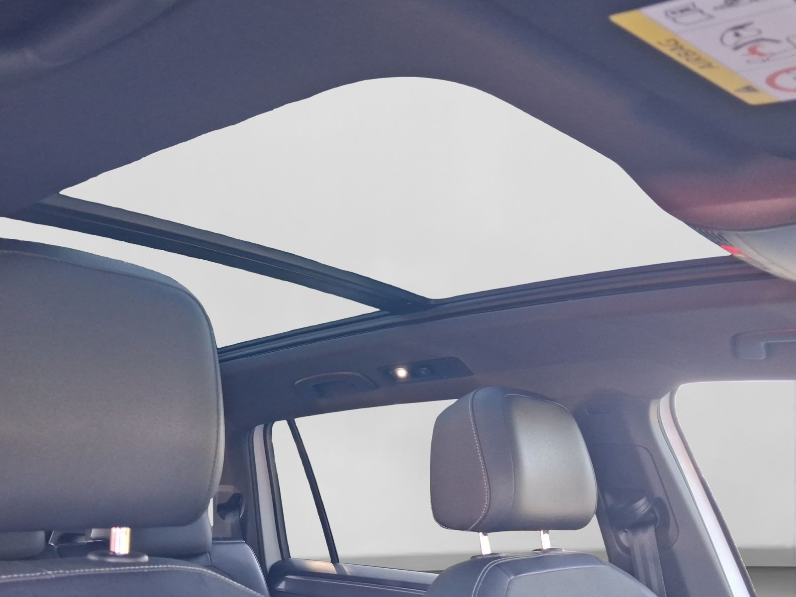 Volkswagen Tiguan Allspace – Bild 18