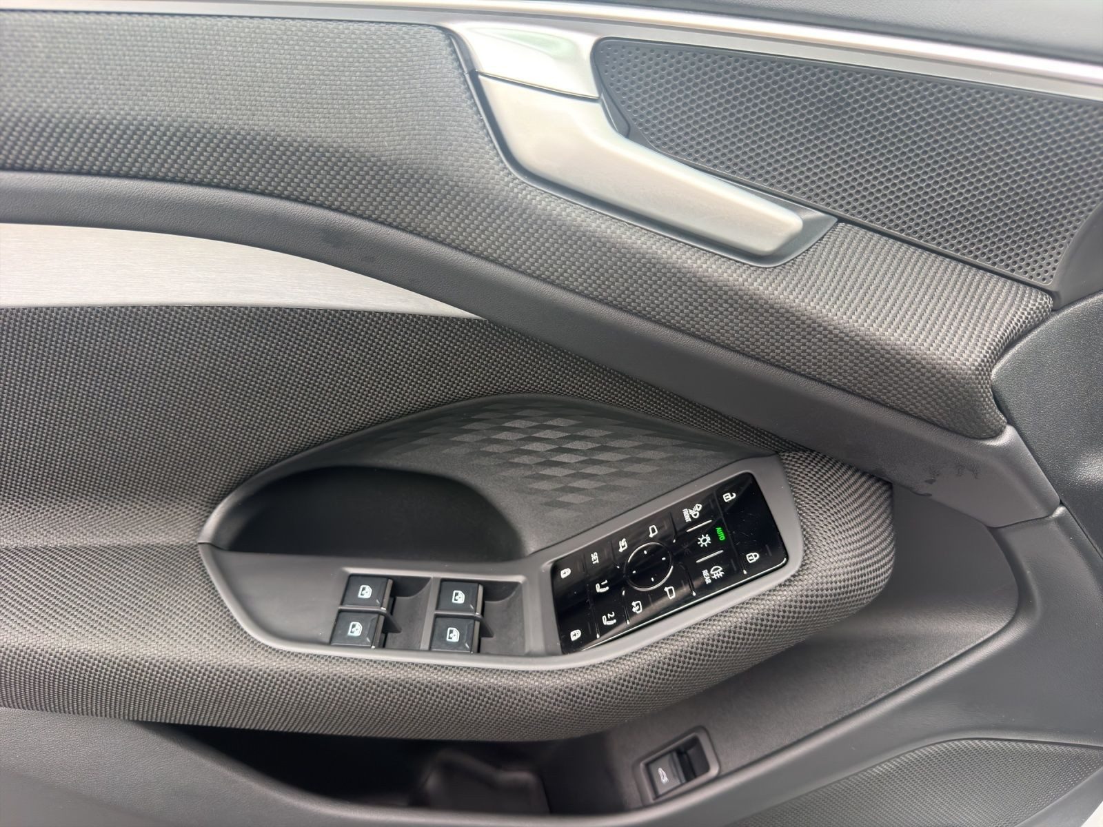 Audi A6 Avant – Bild 8
