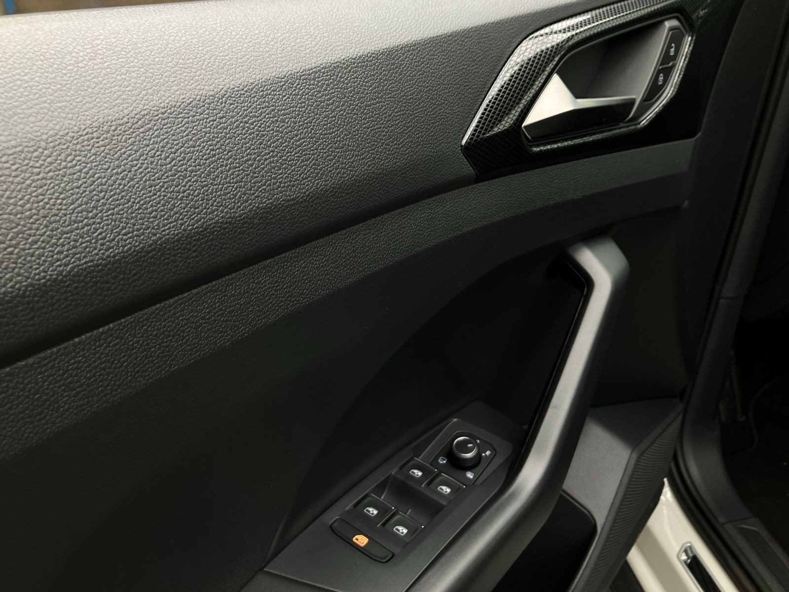 Volkswagen T-Cross – Foto 8