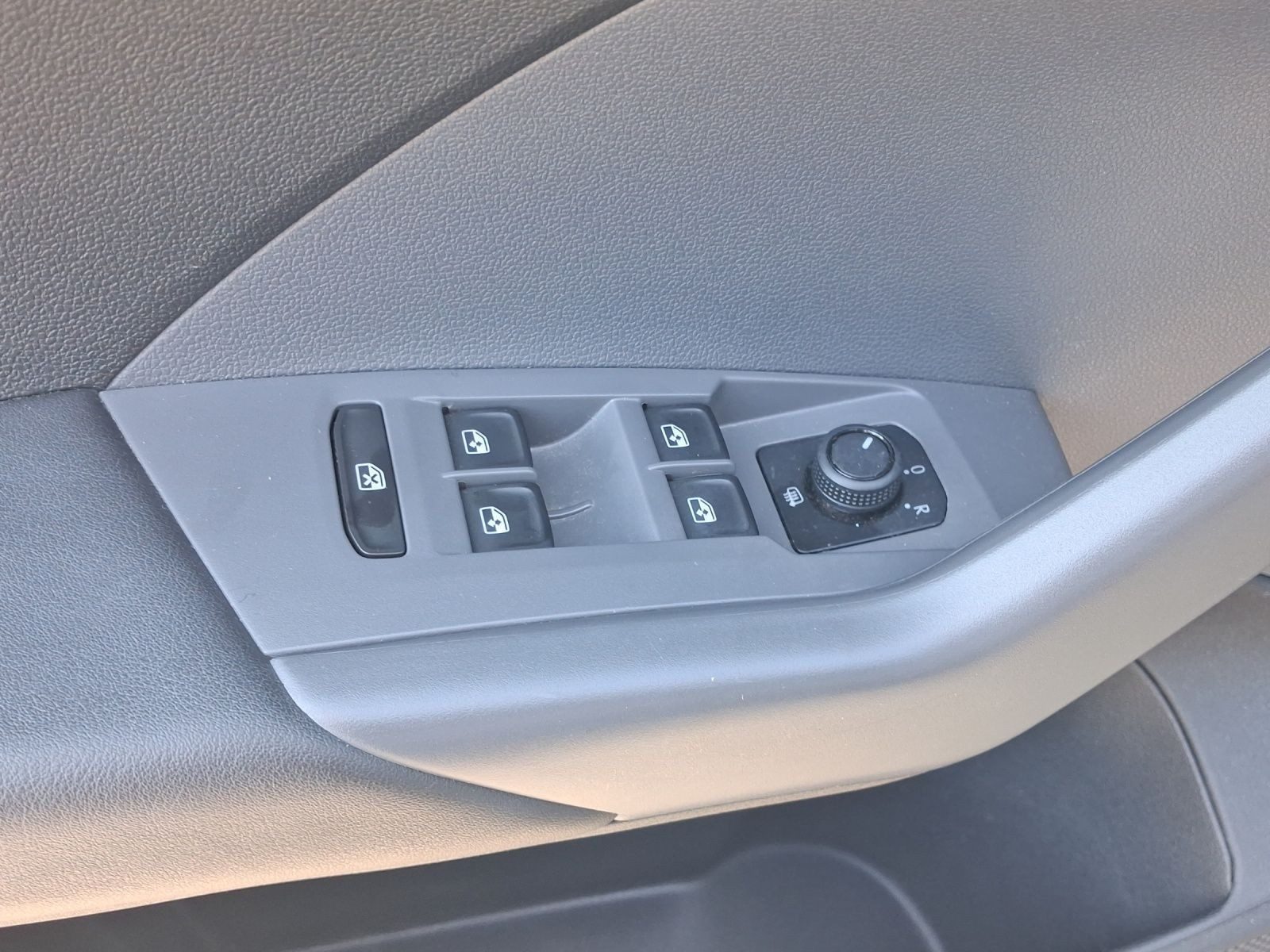 Volkswagen T-Cross – Foto 7