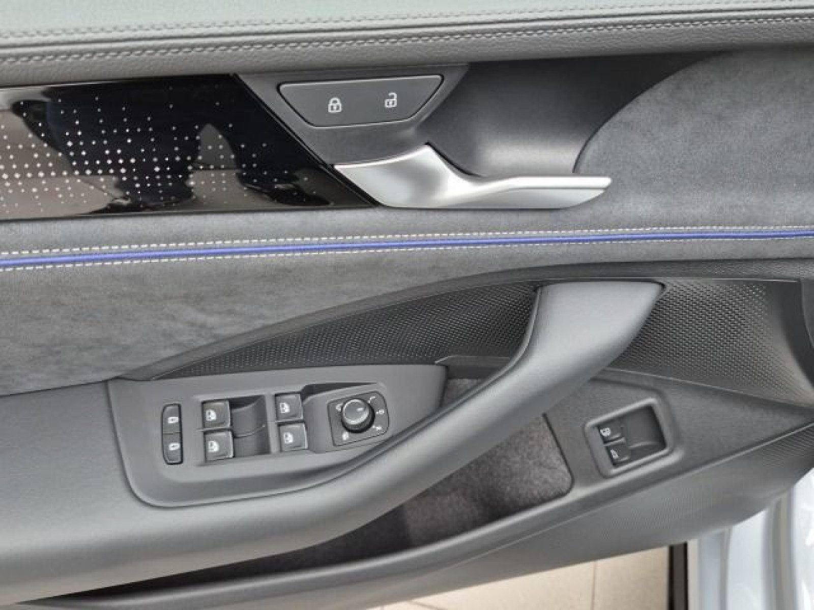 Volkswagen Passat Variant – Bild 8