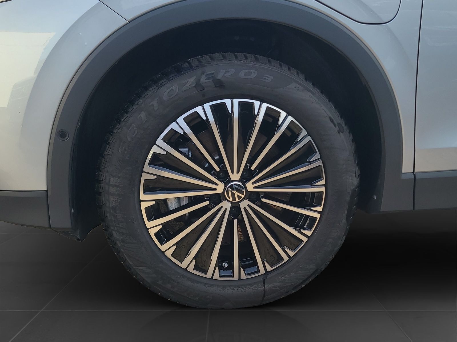 Volkswagen Tiguan – Bild 7