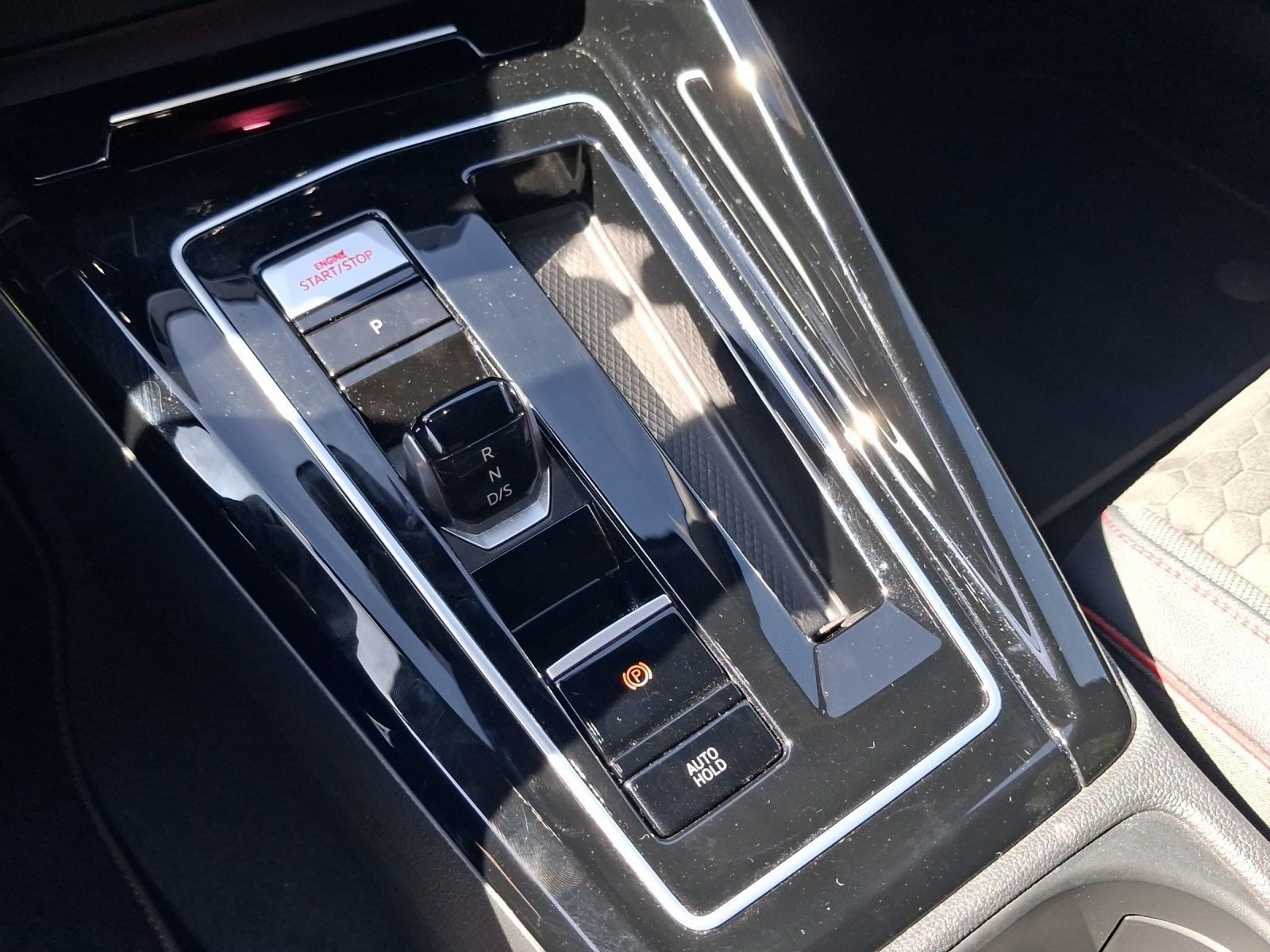 Volkswagen Golf GTI – Bild 11